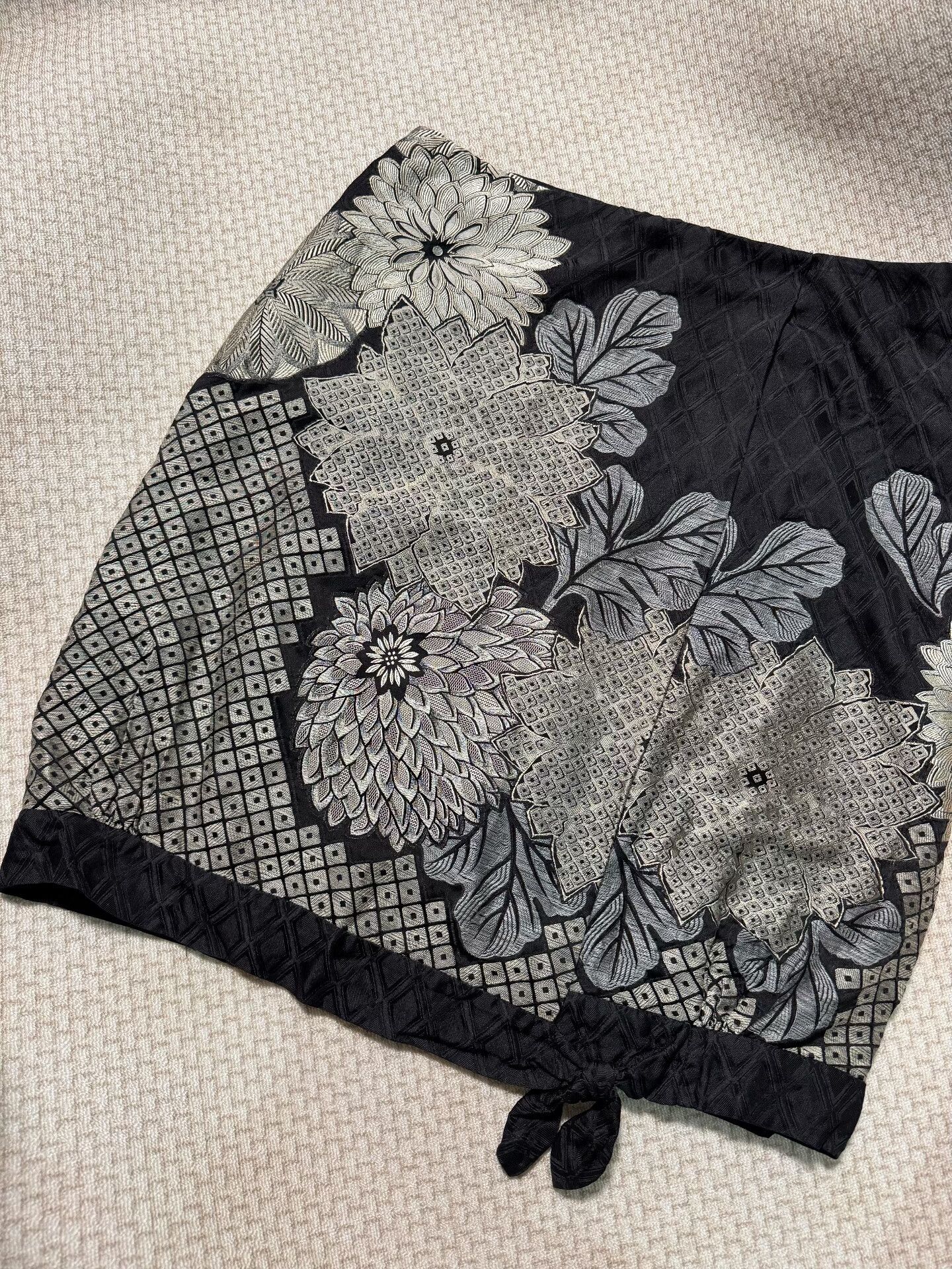 Dries Van Noten Floral Embroidered Silk-Linen Midi Skirt Size 38" / US 16 / IT 52 - 4 Thumbnail