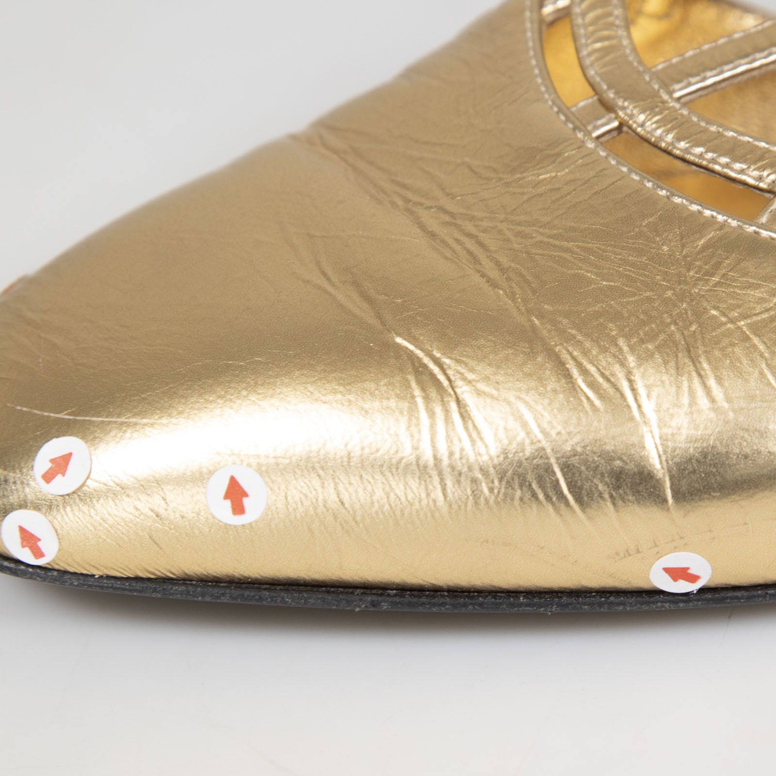 Chanel Gold Leather T-Strap Sandals Size US 7.5 / IT 37.5 - 14 Thumbnail
