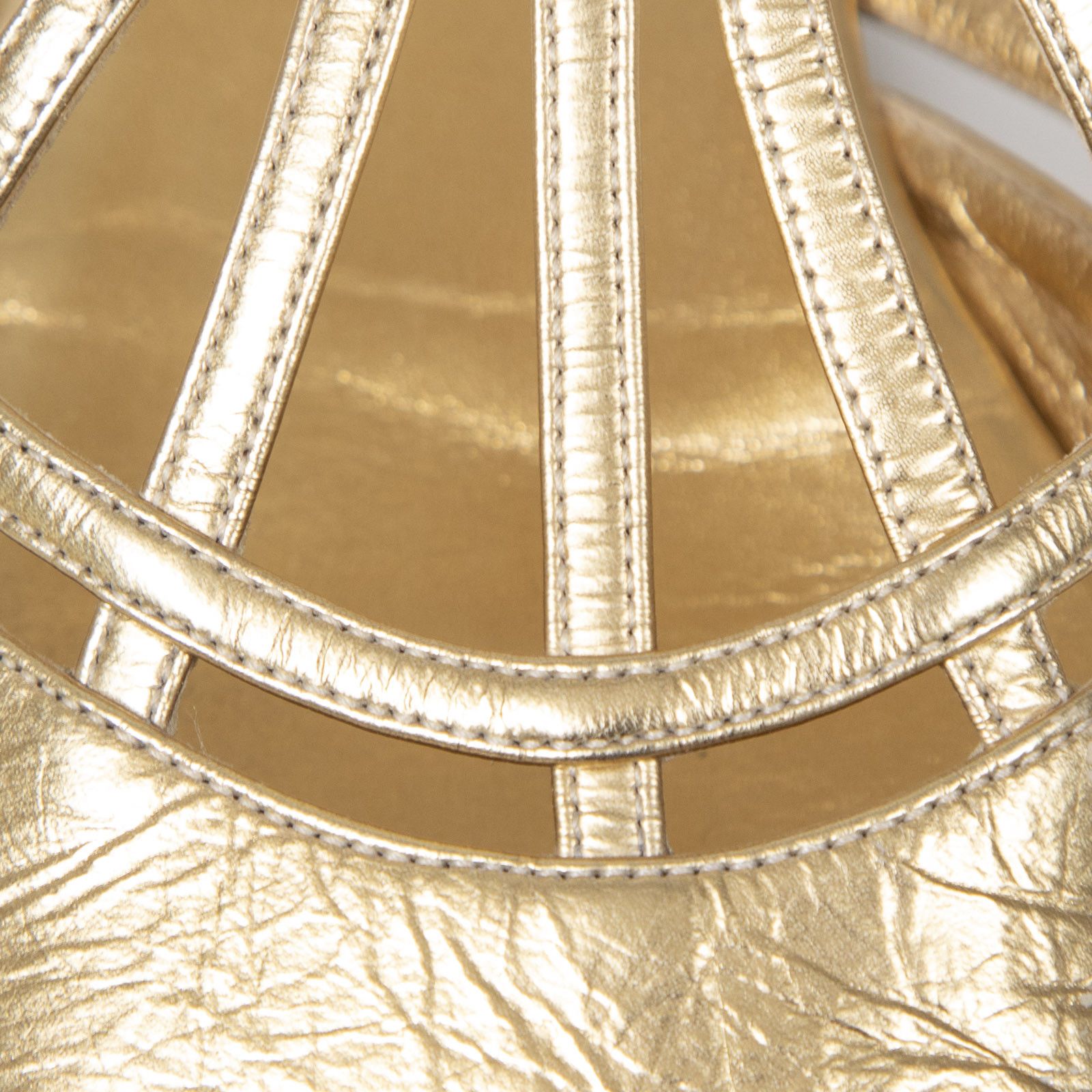 Chanel Gold Leather T-Strap Sandals Size US 7.5 / IT 37.5 - 6 Thumbnail