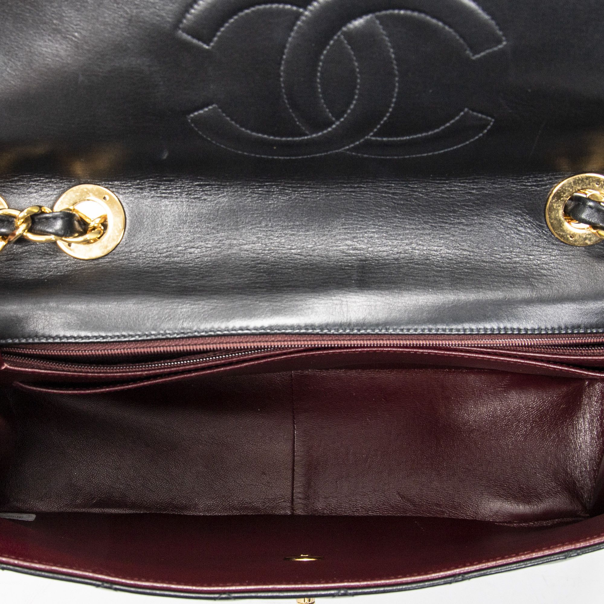 Chanel Maxi Jumbo XL Flap Size ONE SIZE - 9 Thumbnail