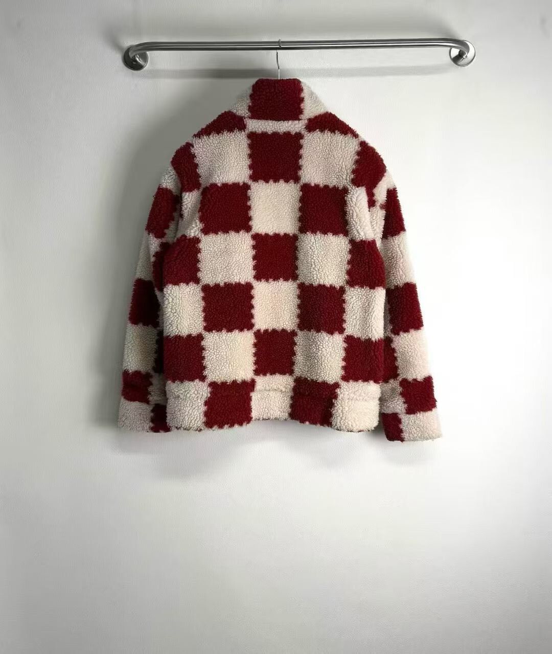 Louis Vuitton Louis Vuitton Red Checkered Fleece Jacket Size US M / EU 48-50 / 2 - 2 Thumbnail