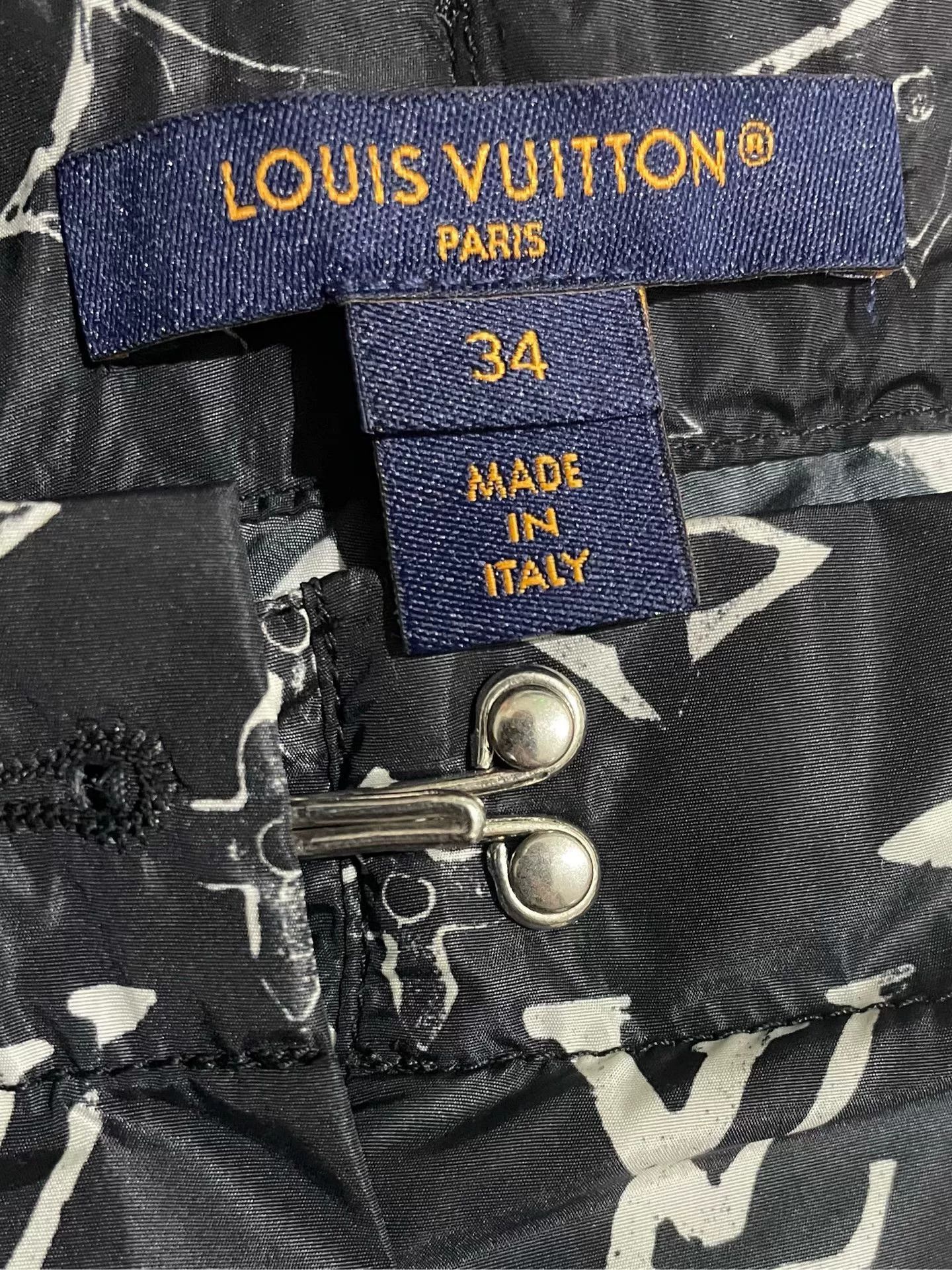 Louis Vuitton Louis Vuitton Black Floral Branded Pants Size 34" / US 12 / IT 48 - 5 Thumbnail
