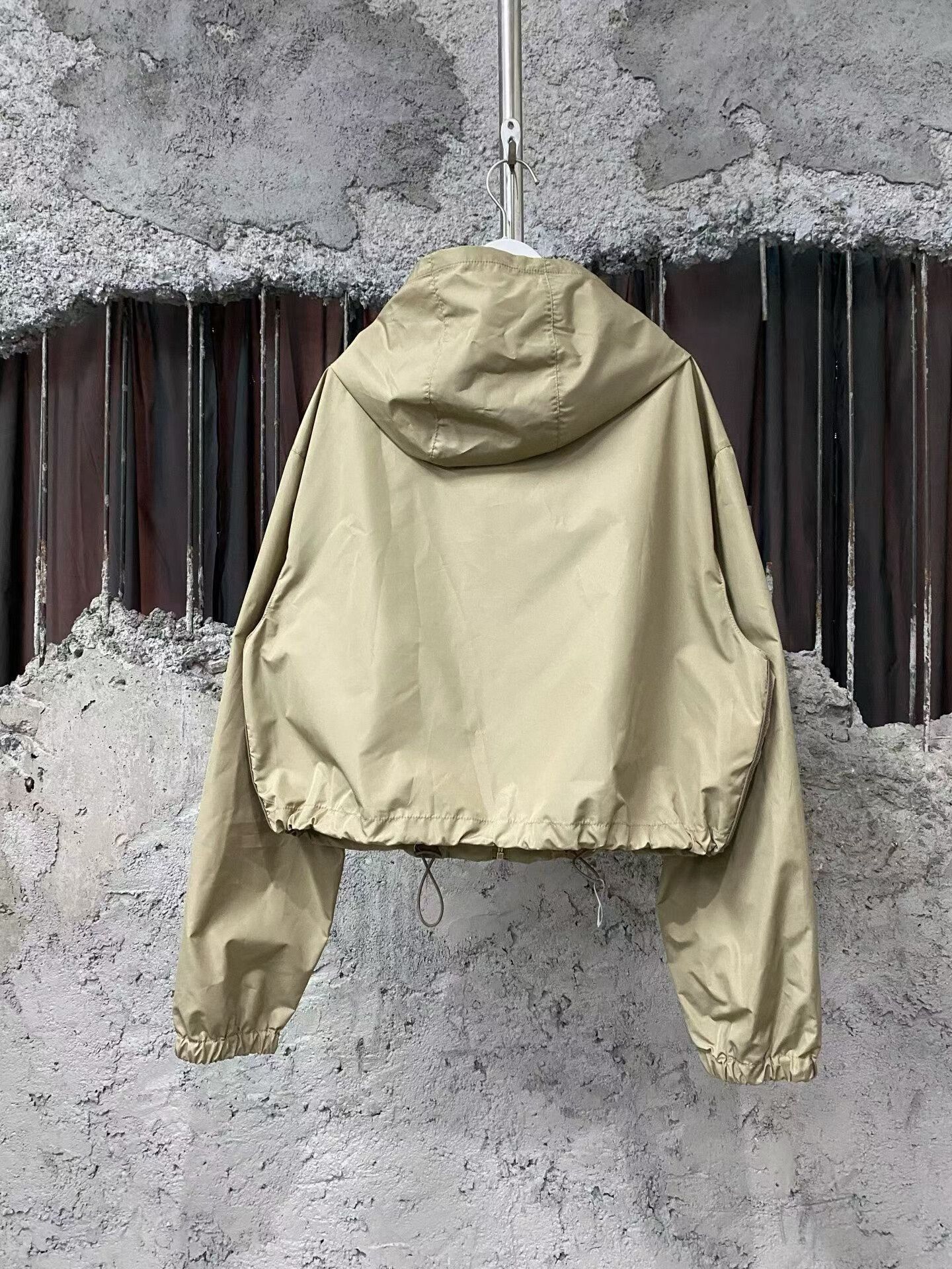 Miu Miu New Miu Miu Zip-Up Jacket in Light Khaki Size M / US 6-8 / IT 42-44 - 2 Thumbnail