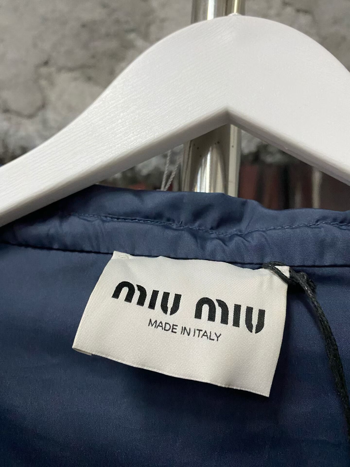 Miu Miu Miu Miu Cropped Zip-Up Jacket in Navy Size S / US 4 / IT 40 - 6 Thumbnail