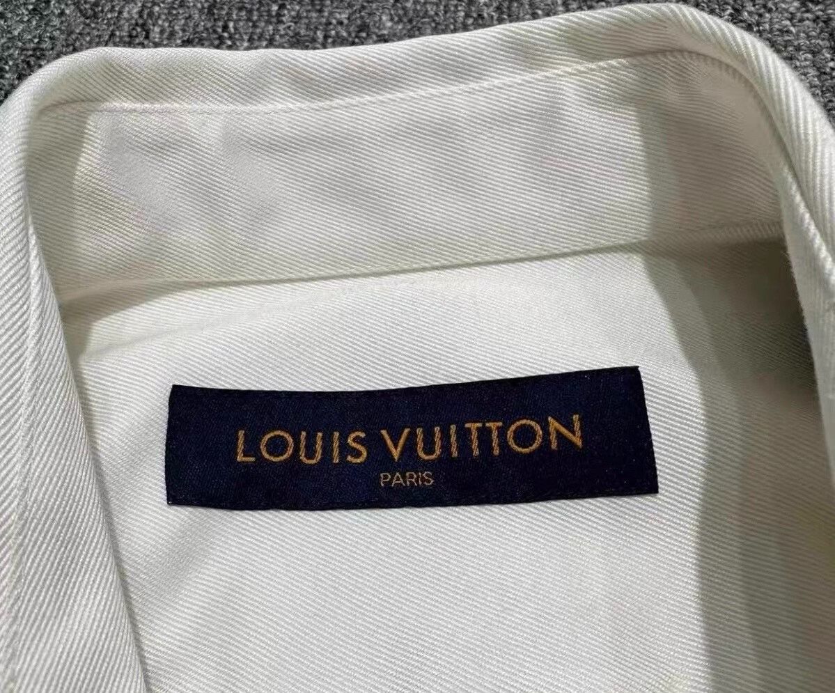 LVXWA Colorful Illustrated Louis Vuitton Men's Shirt Size US M / EU 48-50 / 2 - 4 Thumbnail