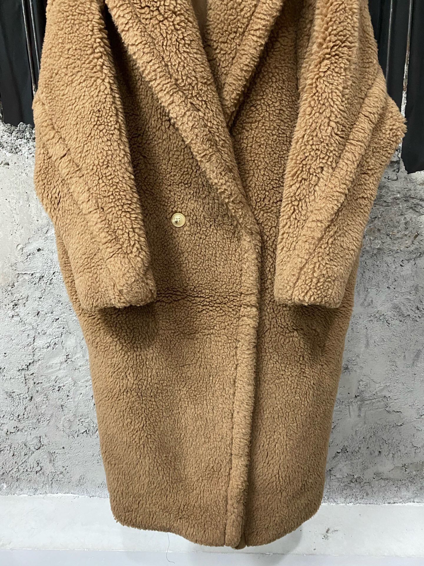 Max Mara MaxMara Teddy Coat in Warm Brown Size S / US 4 / IT 40 - 4 Thumbnail