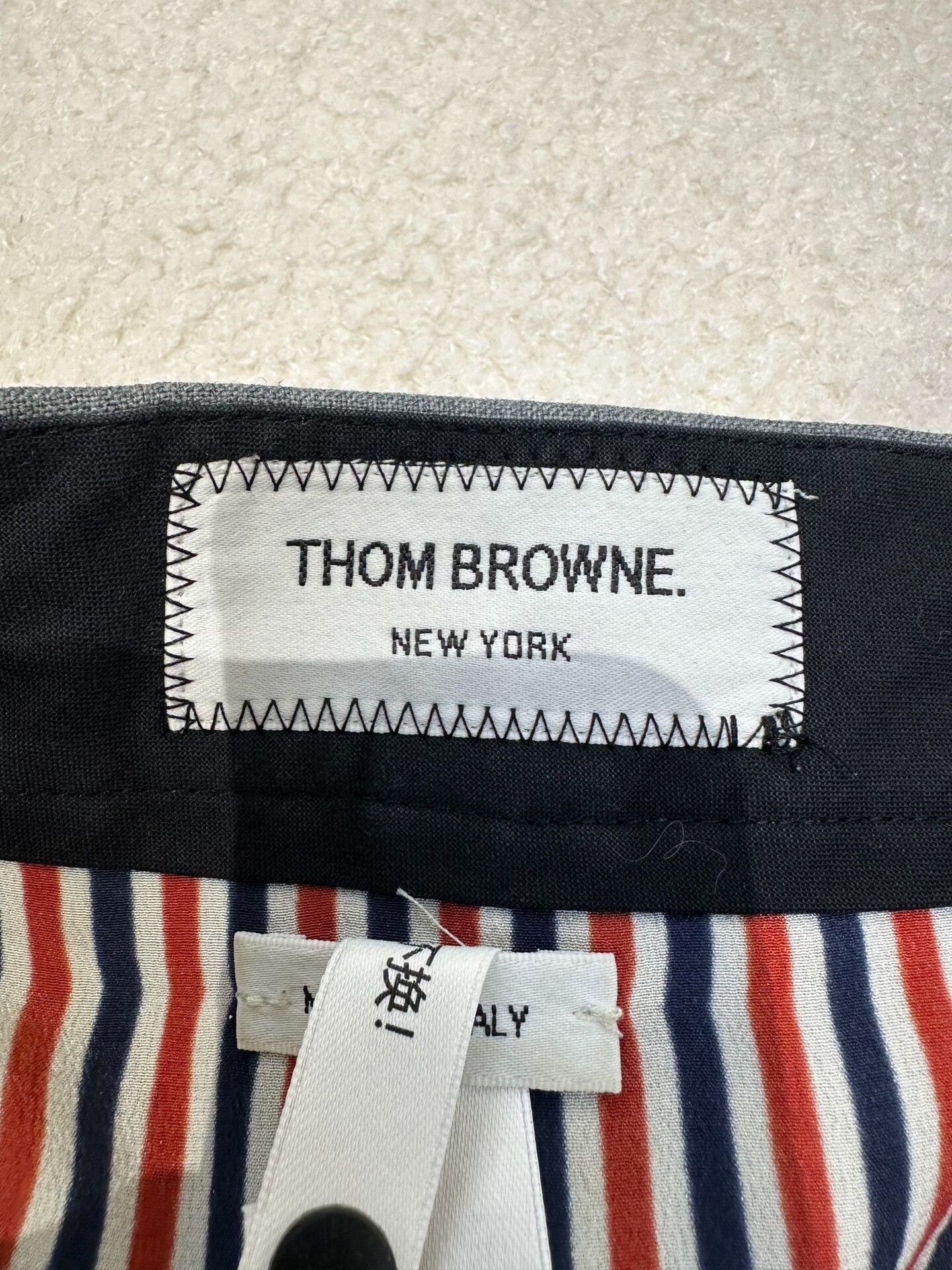 Thom Browne Thom Browne Women's Classic Pleated Skirt Size 42" / US 20 - 2 Thumbnail