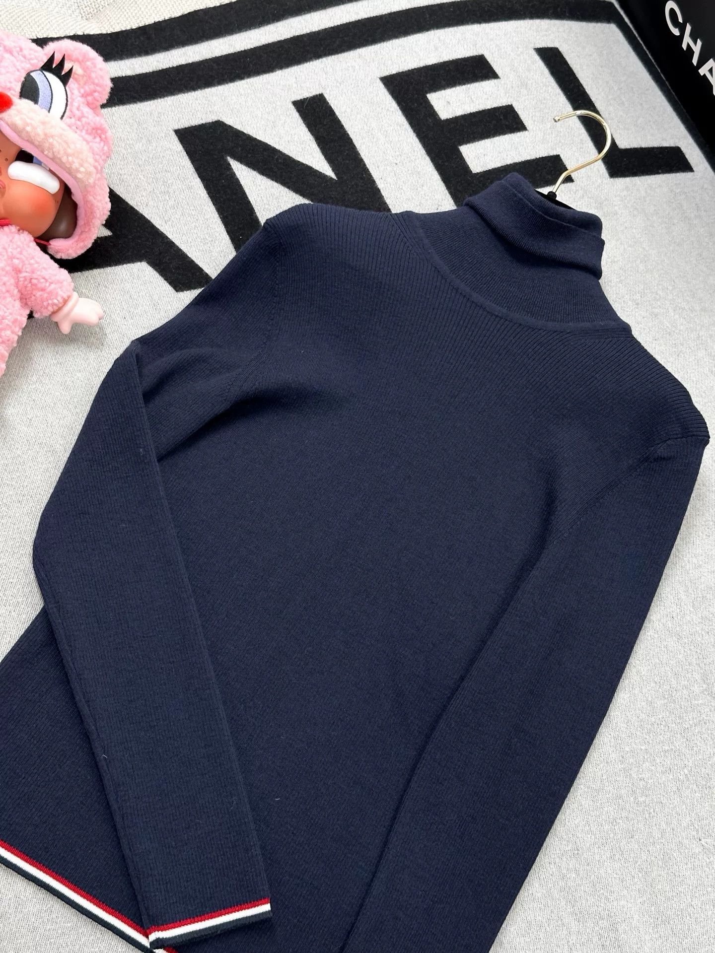 Thom Browne Thom Browne Navy Turtleneck Sweater Size US XXS / EU 40 - 4 Thumbnail