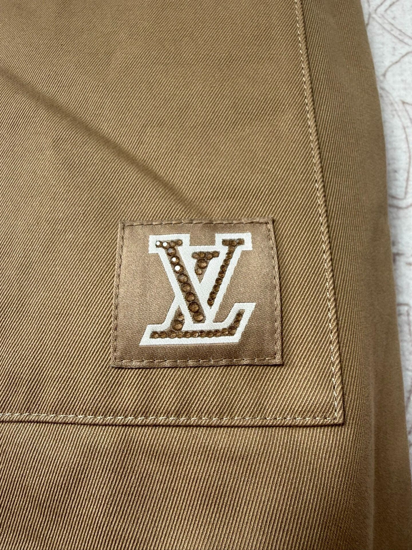 Louis Vuitton Louis Vuitton Beige Embroidered Logo Trousers Size US 32 / EU 48 - 3 Thumbnail
