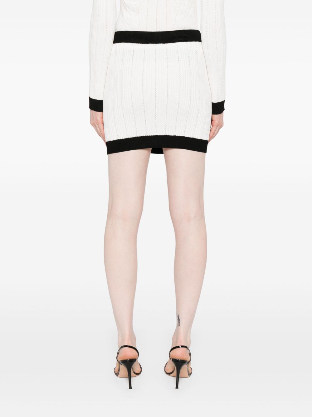 Balmain KNITTED BUTTONED MINI SKIRT Size 27" / US 4 / IT 40 - 5 Thumbnail