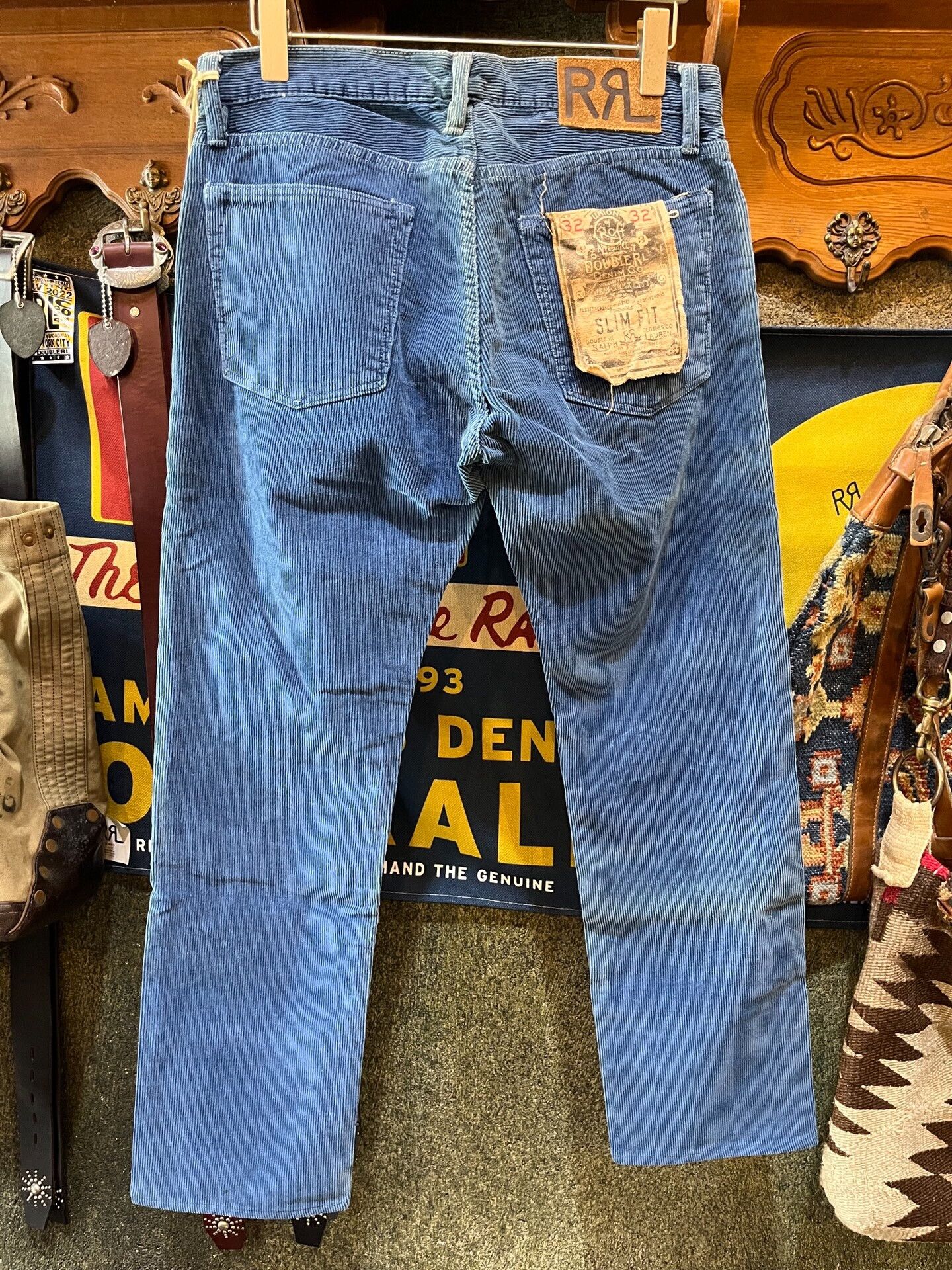 RRL Ralph Lauren Vintage Blue Corduroy Relaxed Pants Size US 32 / EU 48 - 2 Thumbnail