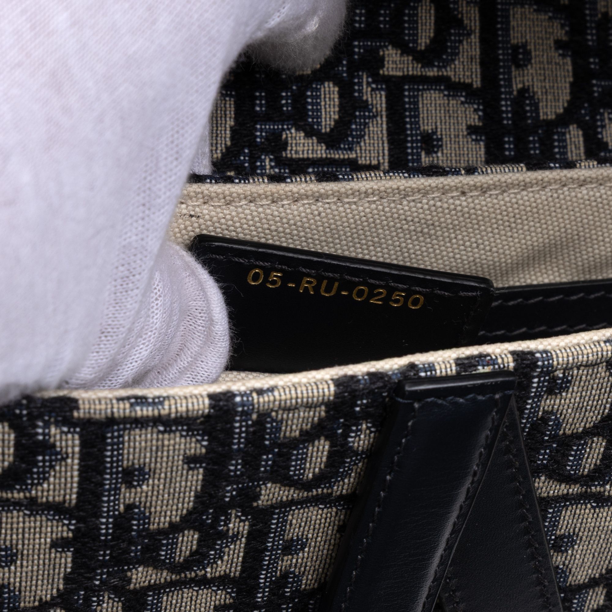 Dior Classic Saddle Bag Size ONE SIZE - 11 Thumbnail