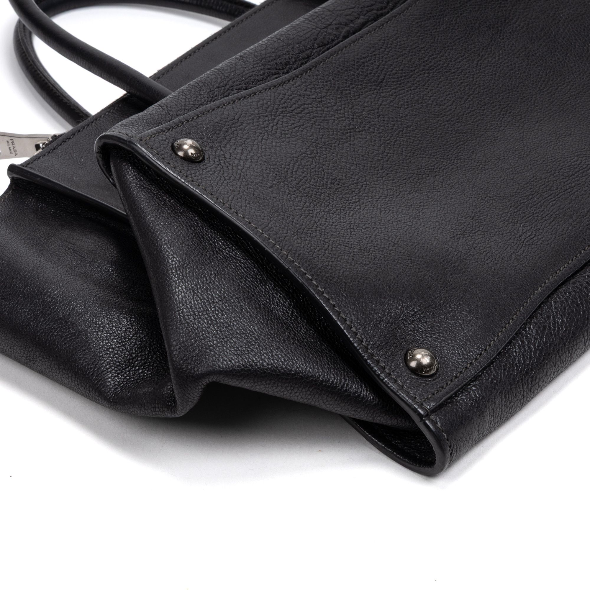 Prada Crossbody Double Zipper Shopping Cabas Size ONE SIZE - 7 Thumbnail