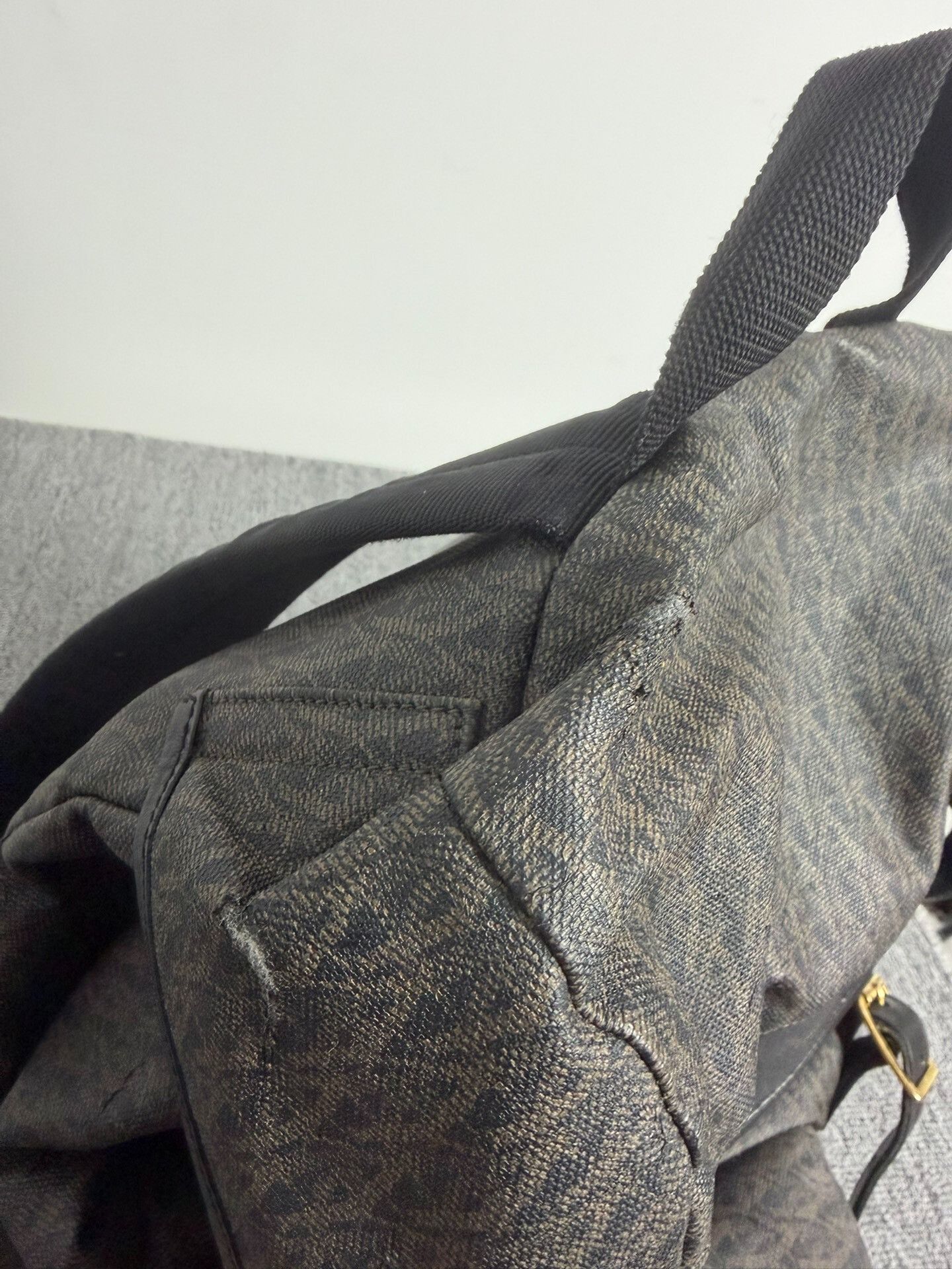 Saint Laurent Paris Saint Laurent Printed Drawstring Backpack Size ONE SIZE - 5 Thumbnail