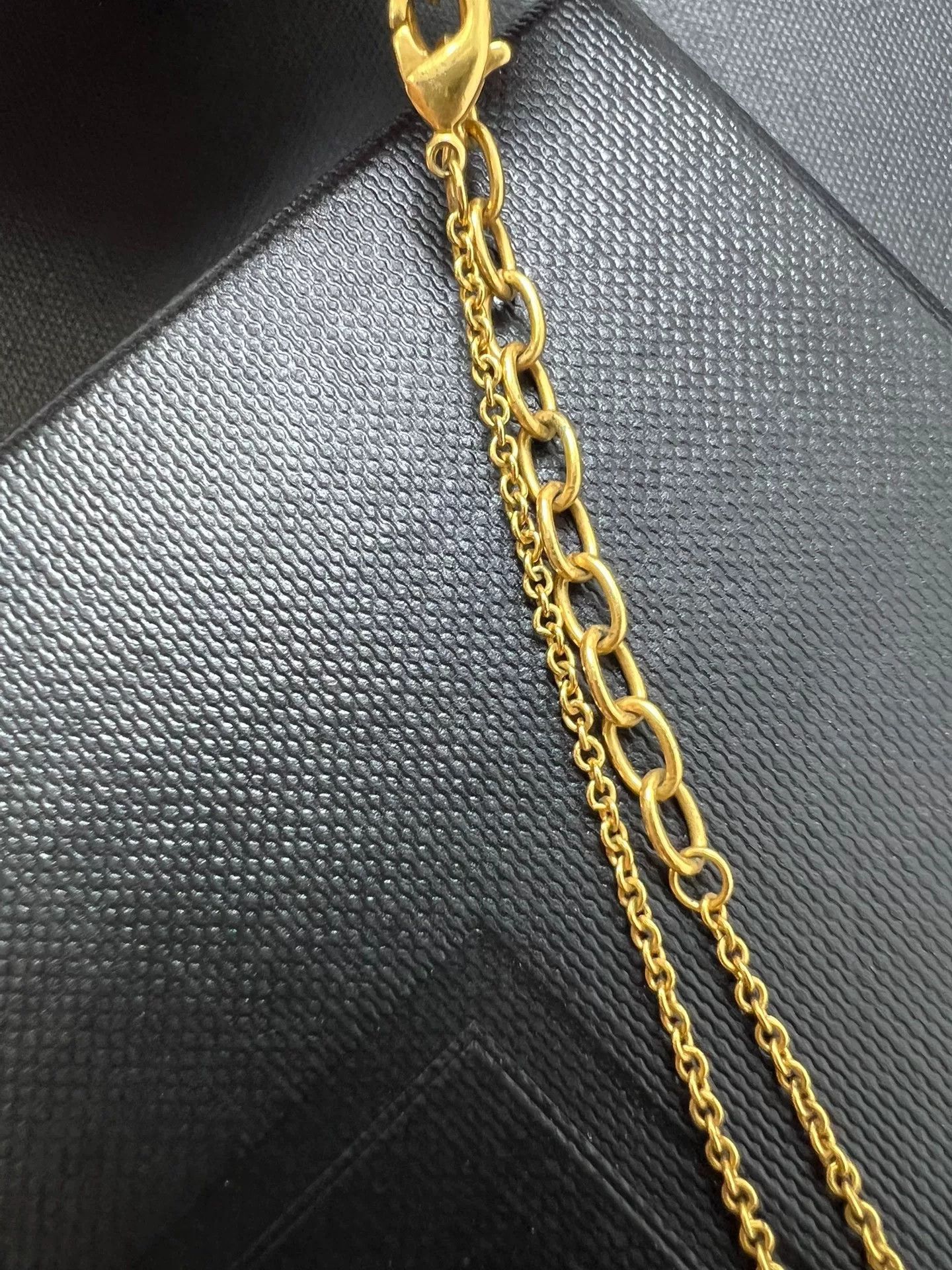 Saint Laurent Paris Saint Laurent Gold Lobster Pendant Necklace Size ONE SIZE - 6 Thumbnail
