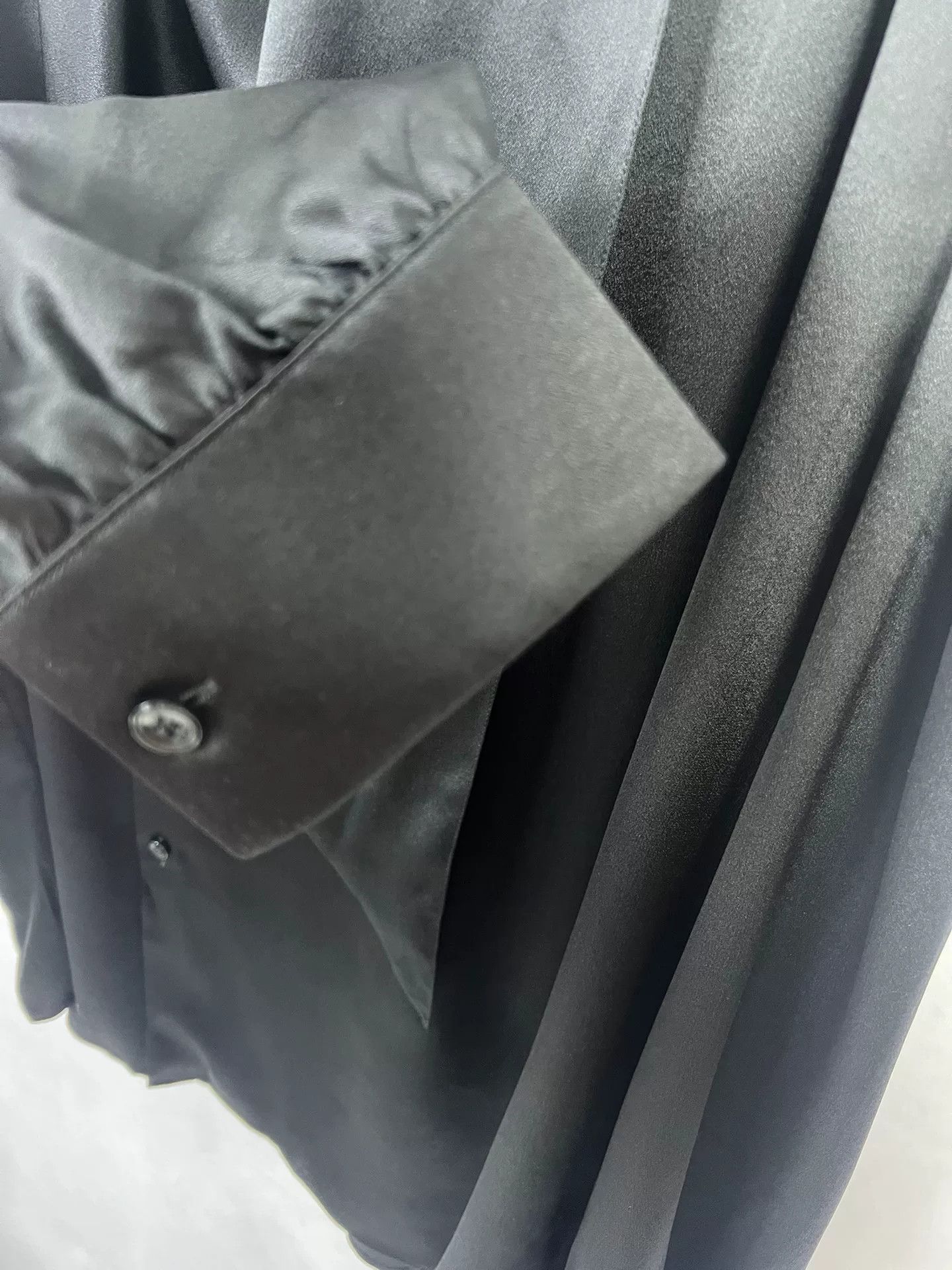 Saint Laurent Paris Saint Laurent Black Silk Asymmetrical Shirt Size US L / EU 52-54 / 3 - 4 Thumbnail