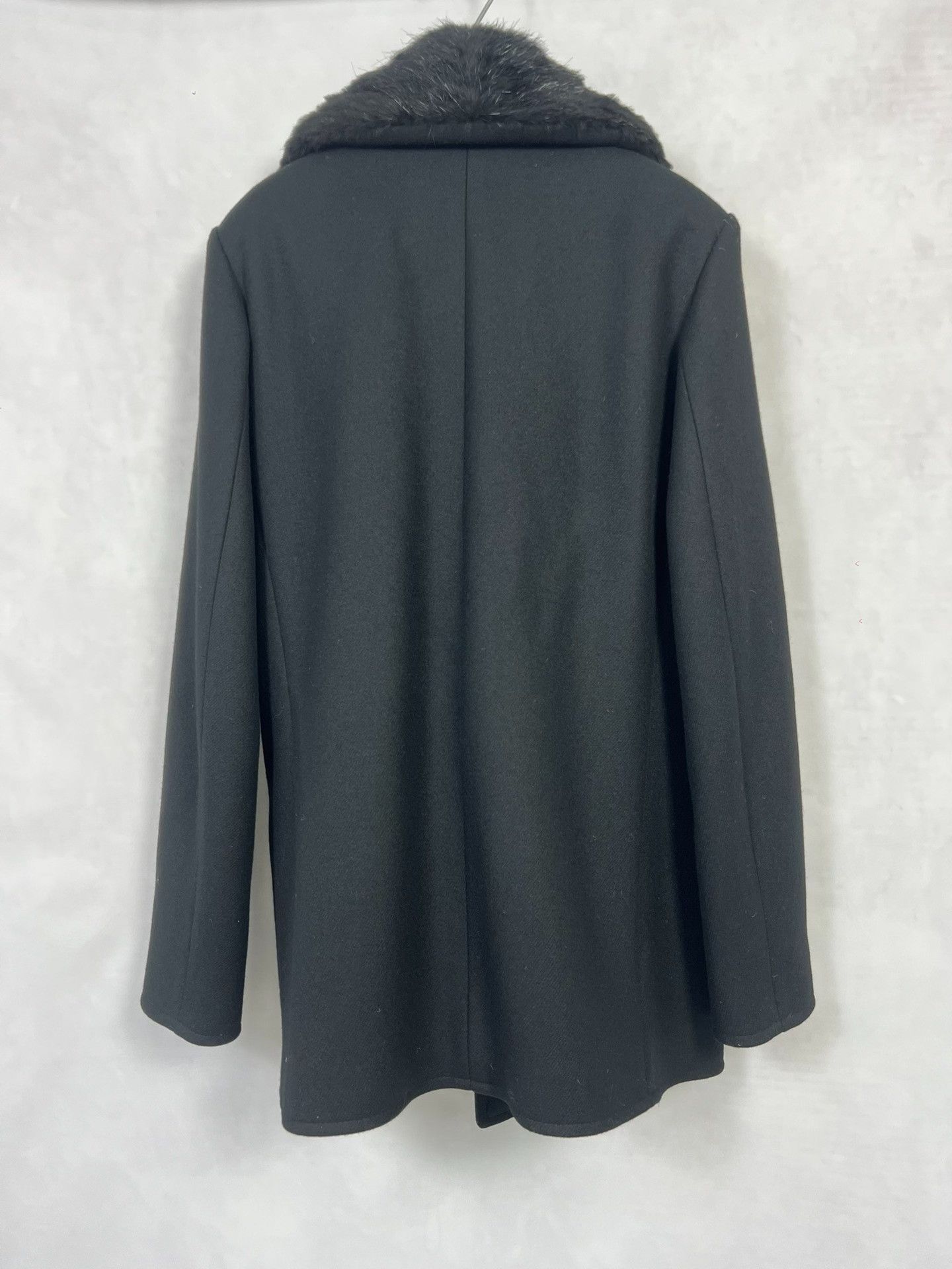 Saint Laurent Paris Saint Laurent Black Wool Coat with Fur Collar Size US M / EU 48-50 / 2 - 3 Thumbnail