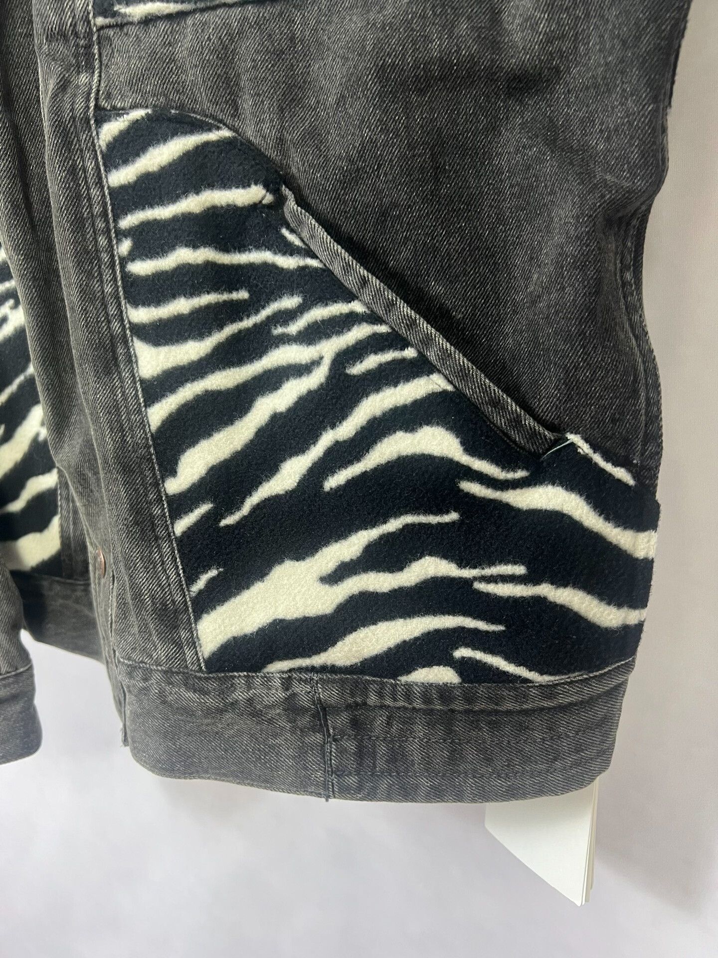 Celine Celine Zebra-Pattern Denim Jacket Size US M / EU 48-50 / 2 - 5 Thumbnail