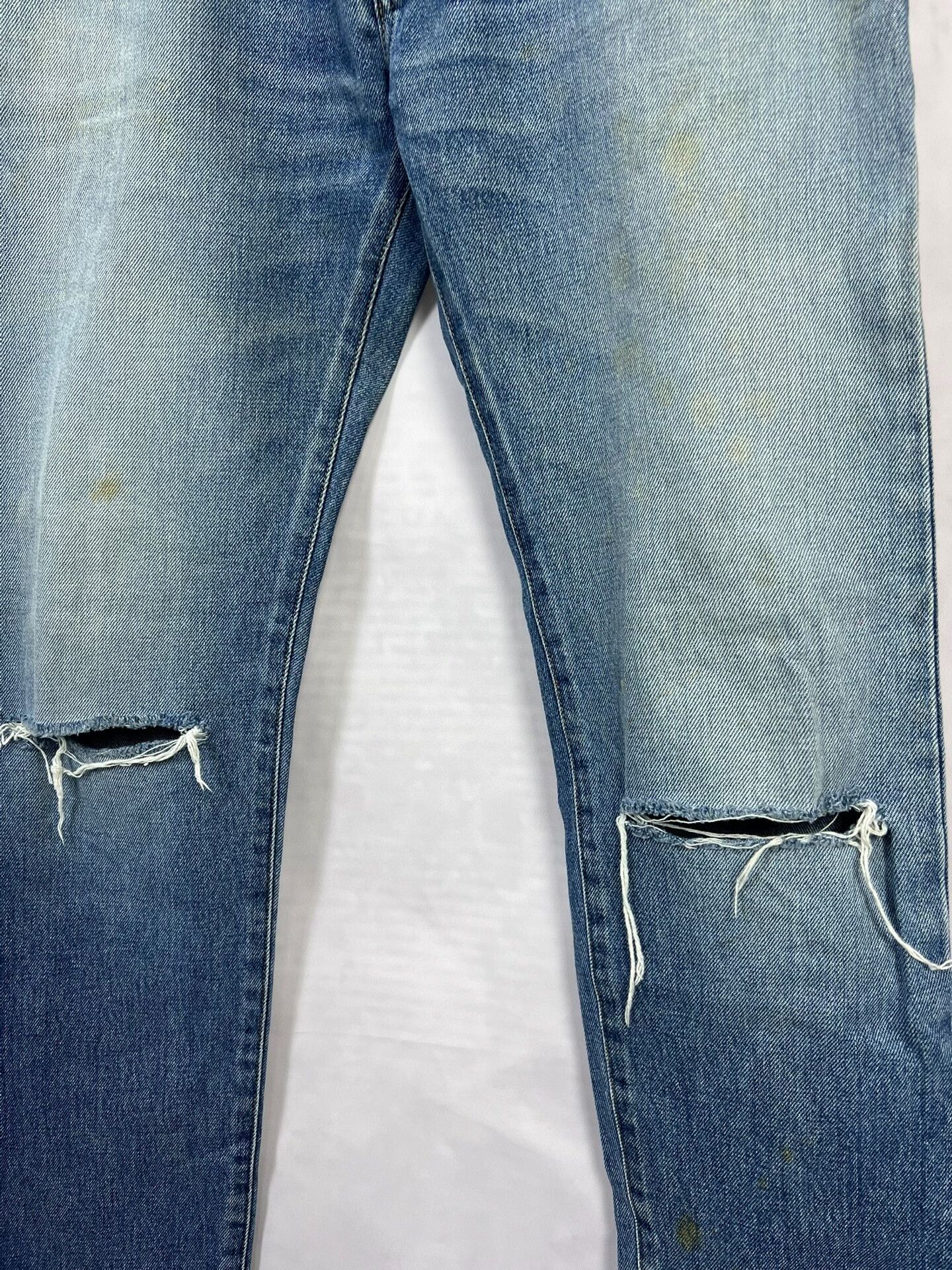 Saint Laurent Paris Saint Laurent Distressed Denim Pants Size US 31 - 3 Thumbnail