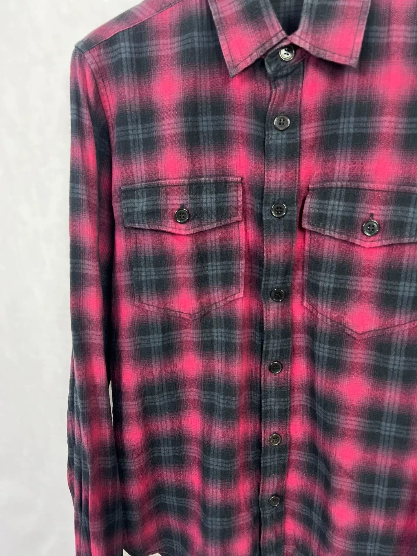 Saint Laurent Paris Saint Laurent Black Red Plaid Shirt Size US XS / EU 42 / 0 - 3 Thumbnail