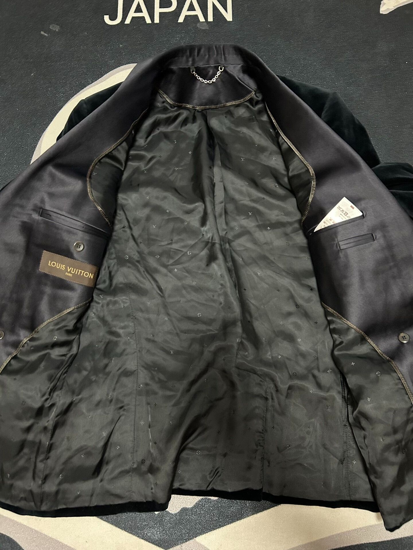 Louis Vuitton Louis Vuitton Velvet Double-Breasted Jacket Size US S / EU 44-46 / 1 - 3 Thumbnail