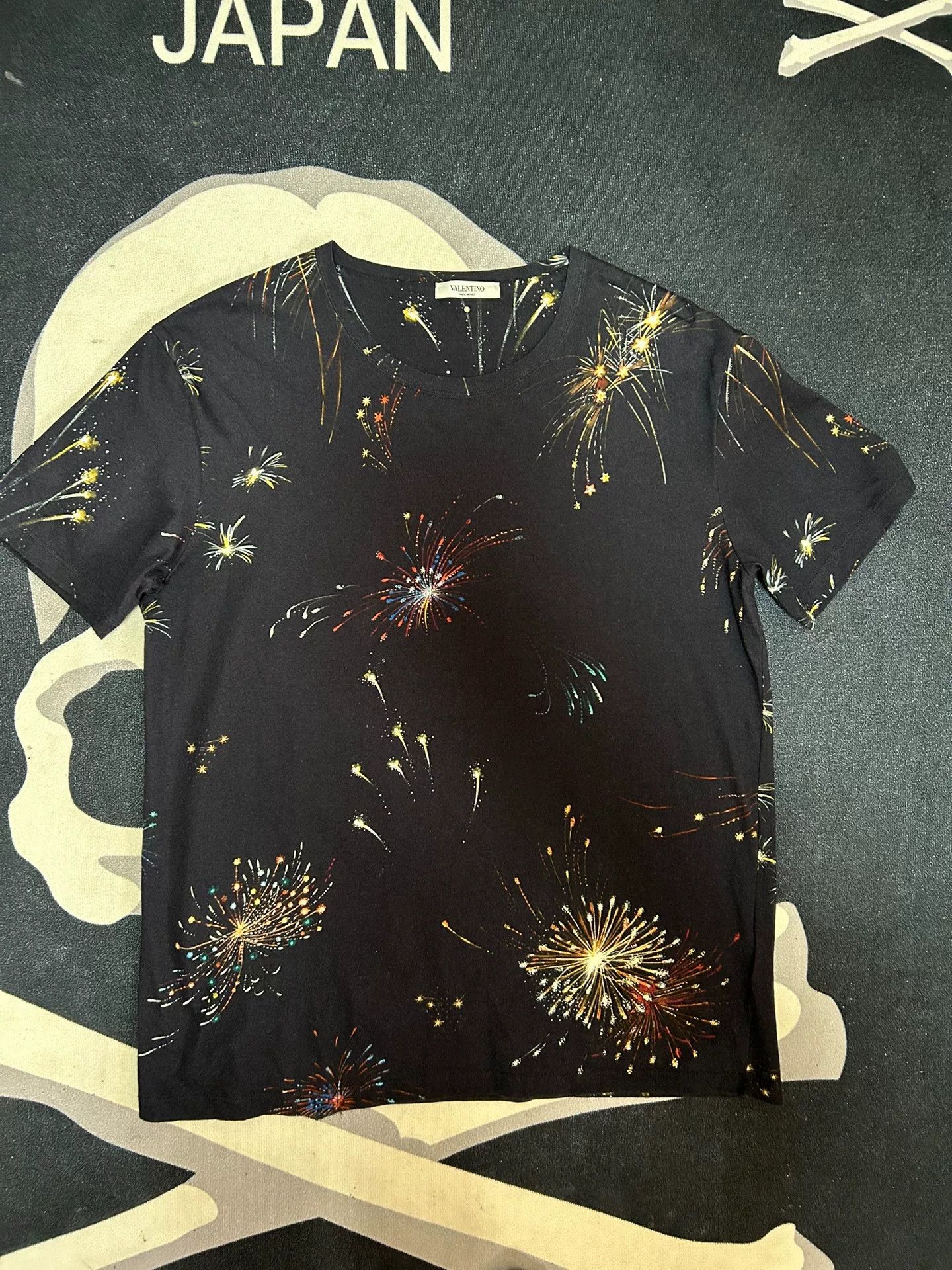 Valentino Valentino Short Sleeve Firework T-Shirt Size US L / EU 52-54 / 3 - 2 Thumbnail