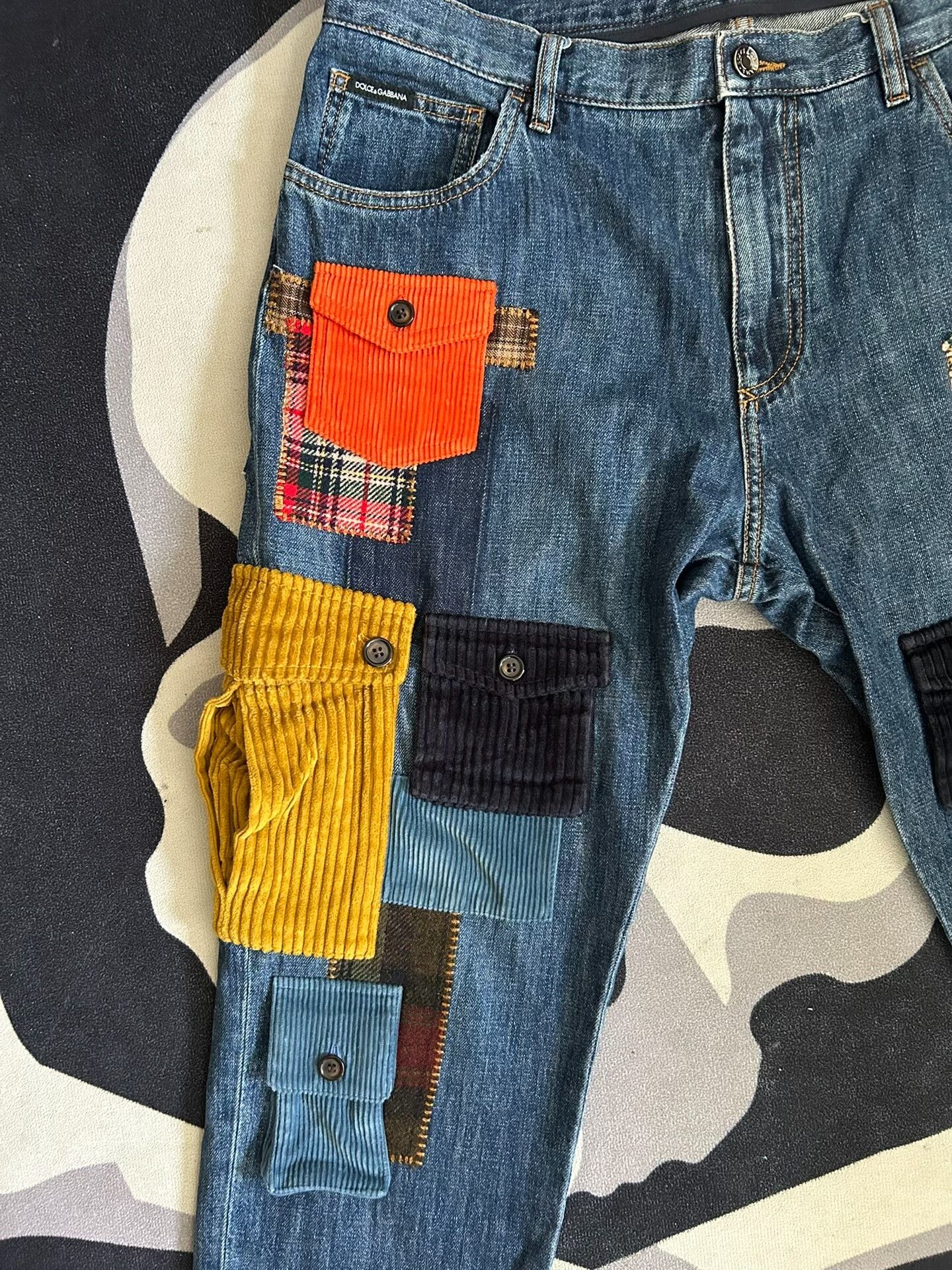 Dolce & Gabbana Dolce & Gabbana Patchwork Denim Pants Size US 34 / EU 50 - 2 Thumbnail