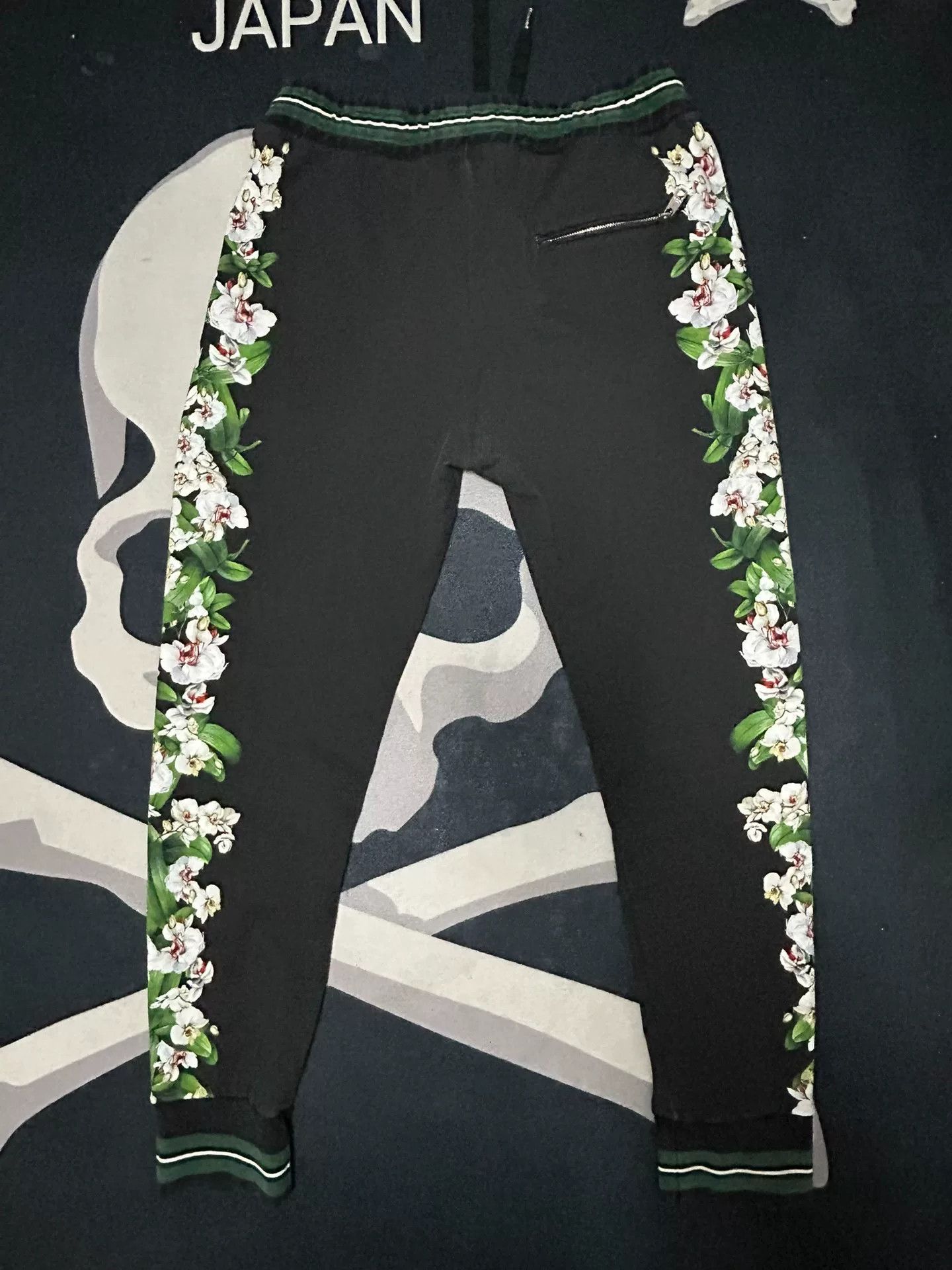 Dolce & Gabbana Dolce & Gabbana Embroidered Sweatpants Size US 36 / EU 52 - 4 Thumbnail