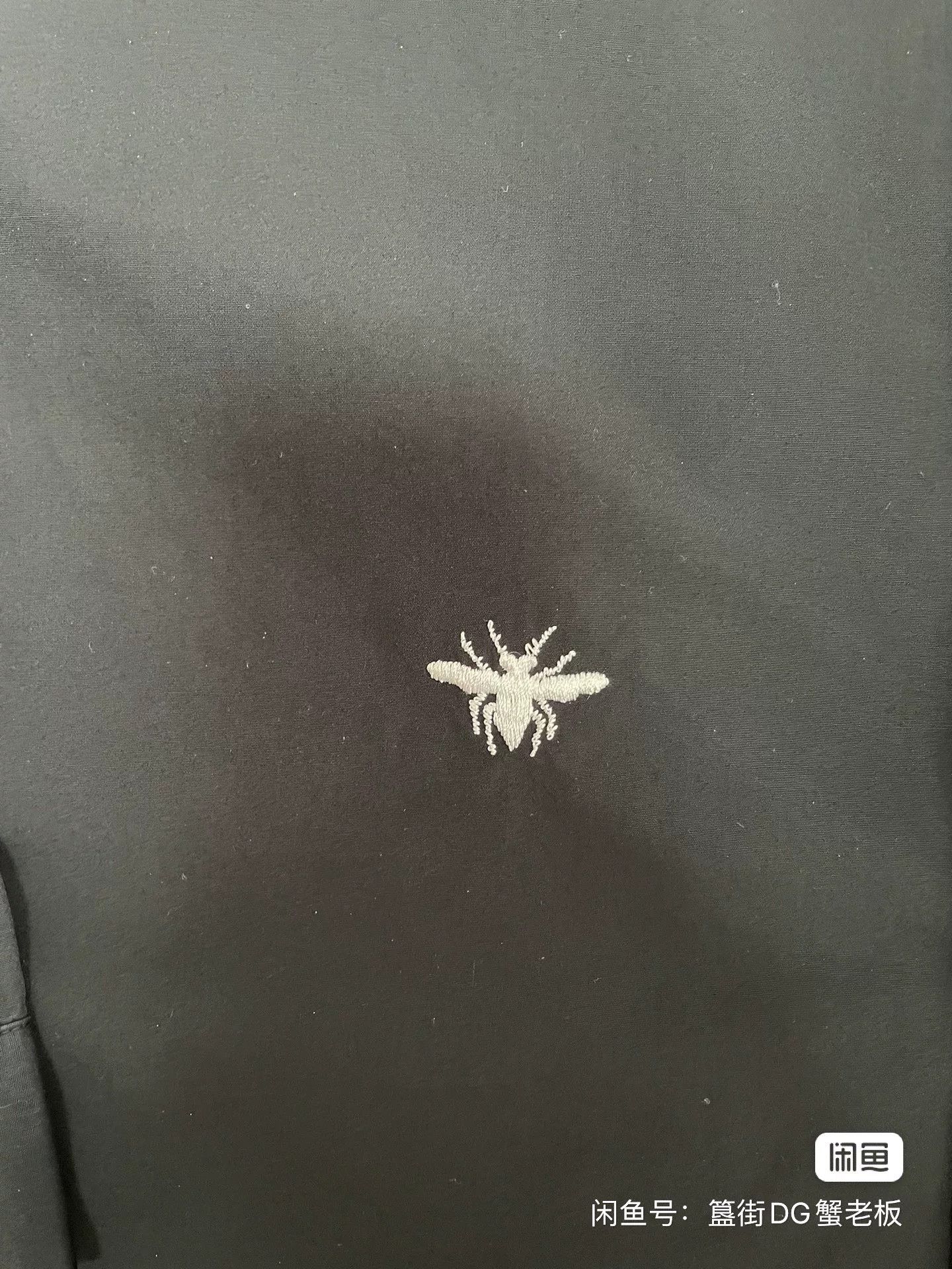 Dior Dior Classic Embroidered Bee Shirt Size US M / EU 48-50 / 2 - 3 Thumbnail