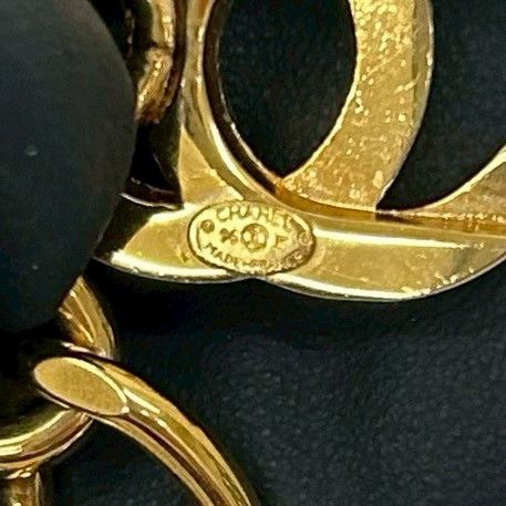 Chanel Chanel Chanel Coco Mark Turnlock Bracelet Metal Bracelet DUTY FREE for USA Size ONE SIZE - 3 Thumbnail