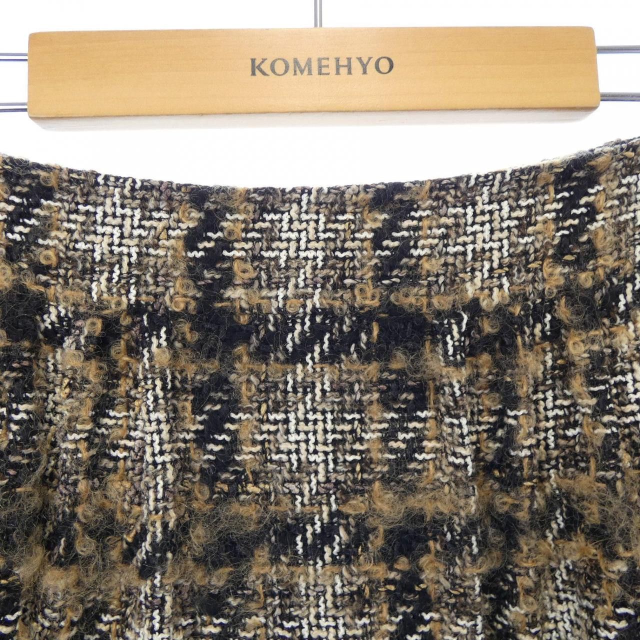 Chanel Chanel Chanel Skirt Skirt Textile Skirts P26825V17011 05A DUTY FREE for USA Size ONE SIZE - 6 Thumbnail