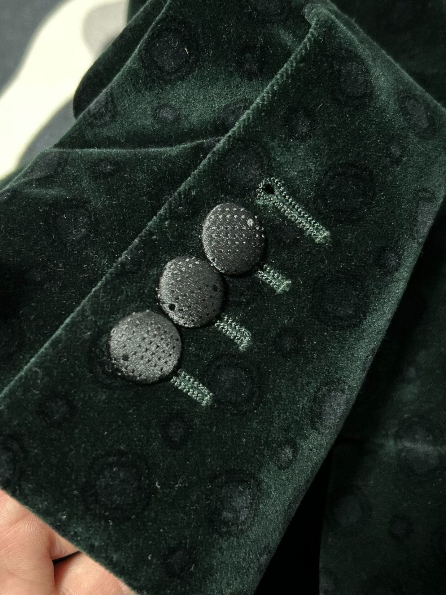 Dolce & Gabbana Elegant Dolce & Gabbana Velvet Blazer Size US S / EU 44-46 / 1 - 4 Thumbnail