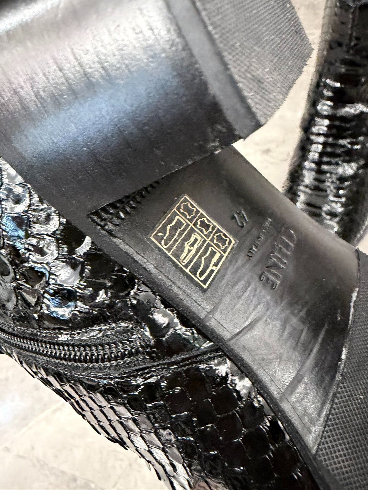 Celine Celine Python Leather Chelsea Boots Size US 9 / EU 42 - 9 Thumbnail