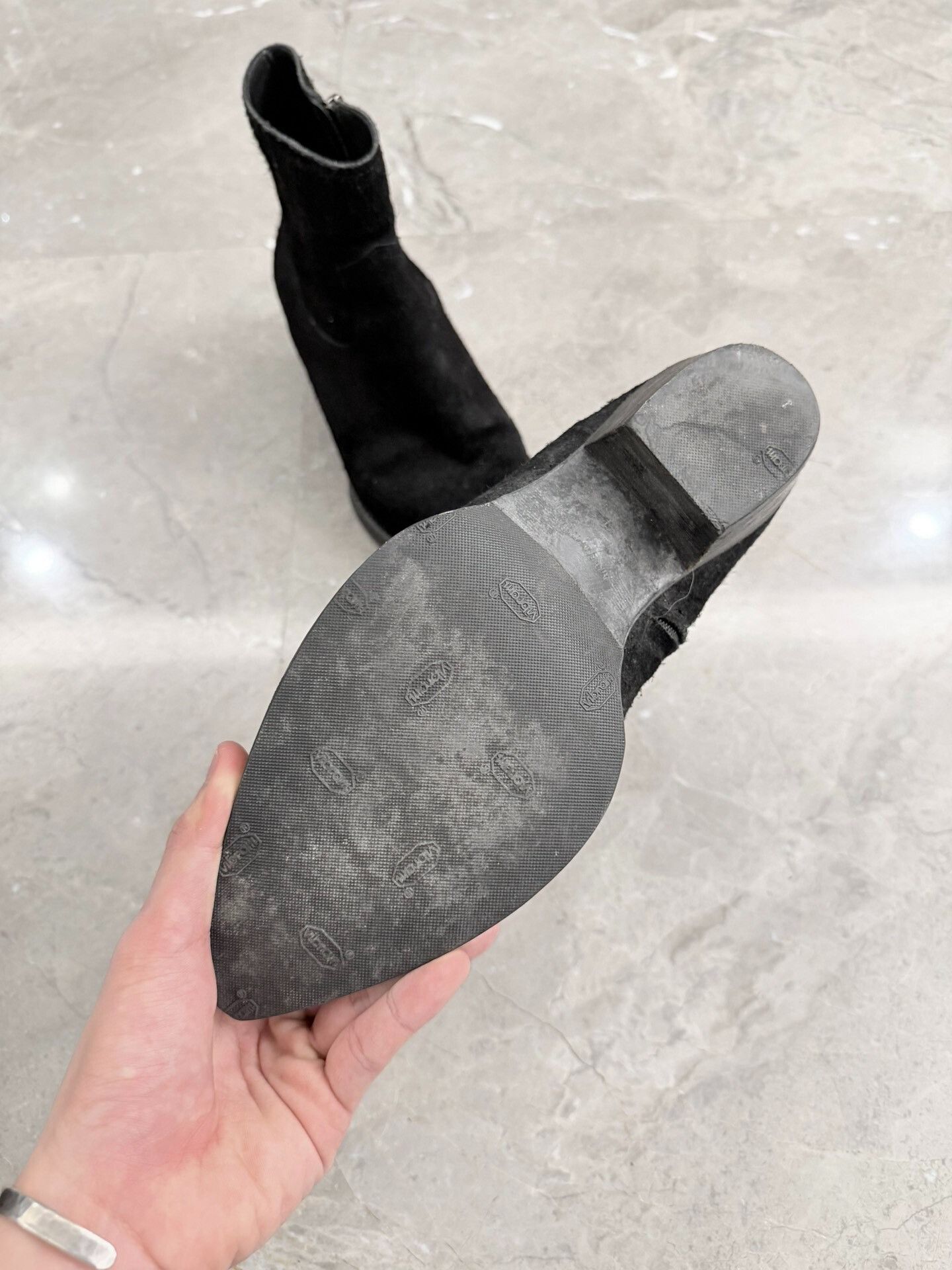 Yves Saint Laurent Saint Laurent Black Suede Chelsea Boots Size US 8 / EU 41 - 7 Thumbnail