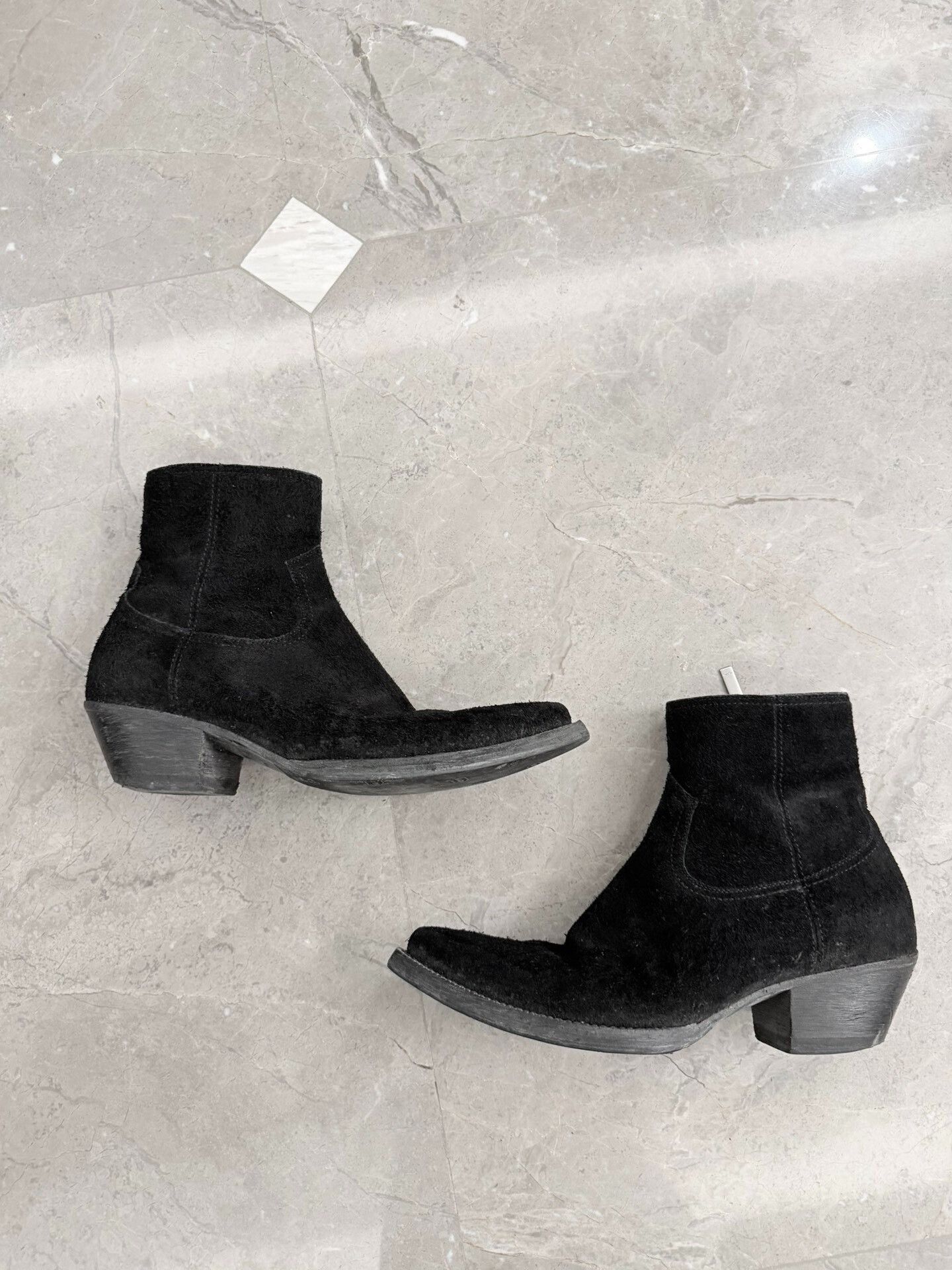 Yves Saint Laurent Saint Laurent Black Suede Chelsea Boots Size US 8 / EU 41 - 2 Thumbnail