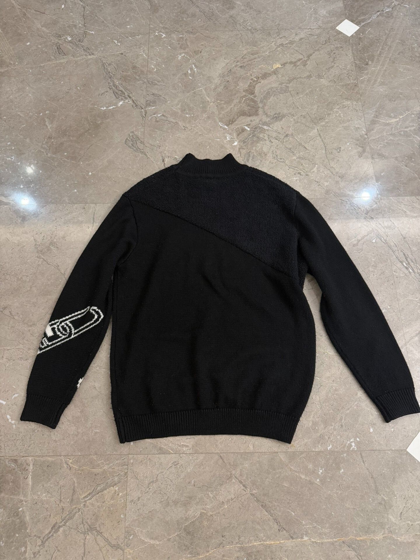 Fendi Fendi Wool Blend Sweater with Lock Closure Size US M / EU 48-50 / 2 - 7 Thumbnail