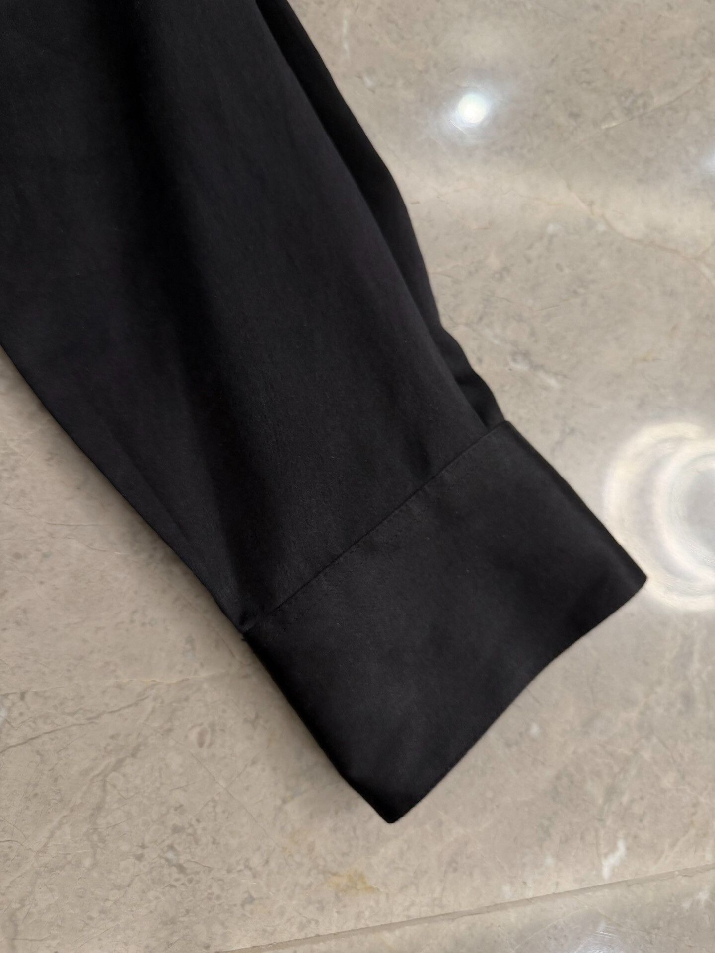 Saint Laurent Paris Saint Laurent Black Silk Pleated Shirt Size US XS / EU 42 / 0 - 3 Thumbnail