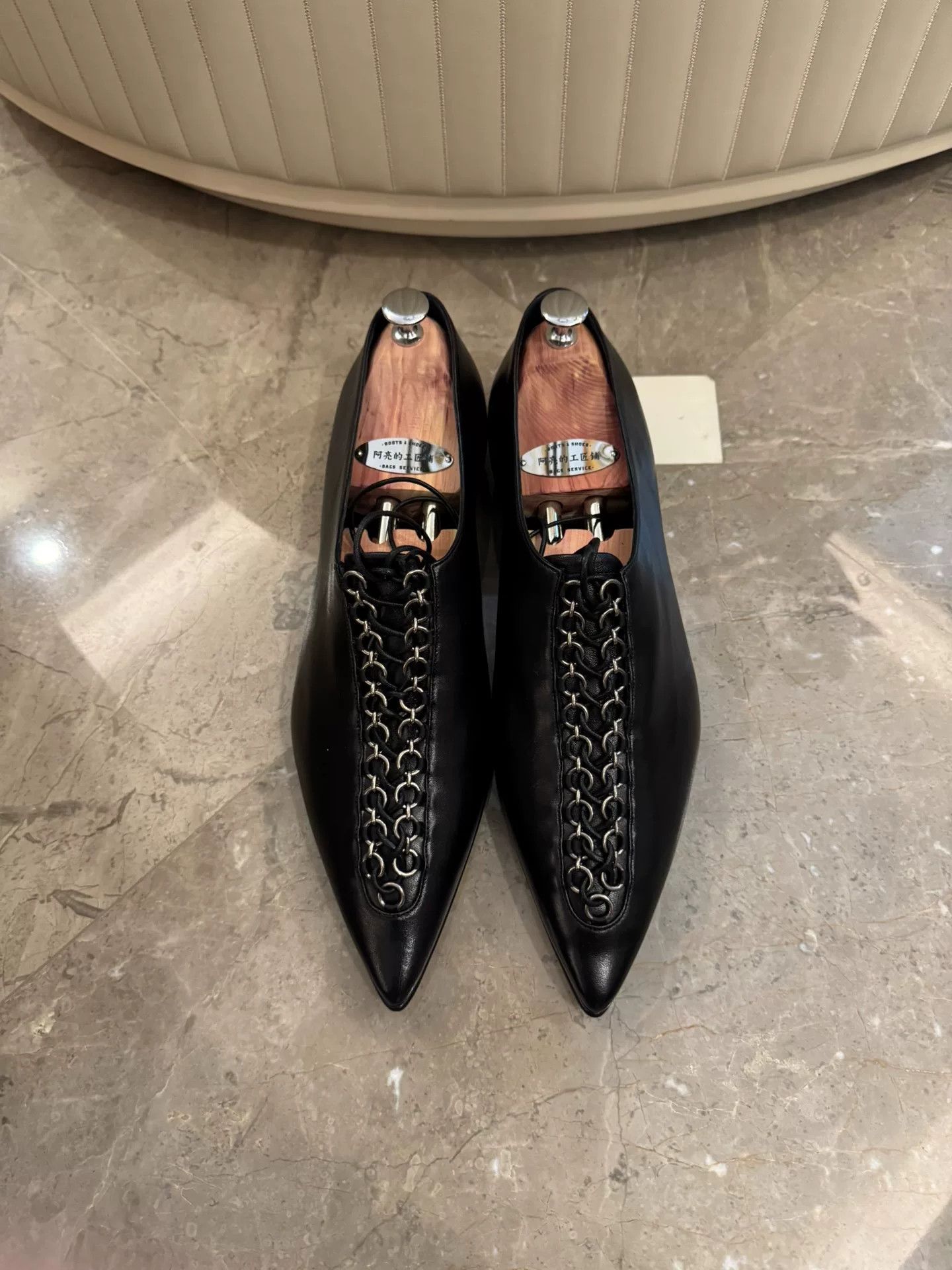 Saint Laurent Paris Saint Laurent Black Chelsea Boots with Chain Detail Size US 10 / EU 43 - 2 Thumbnail