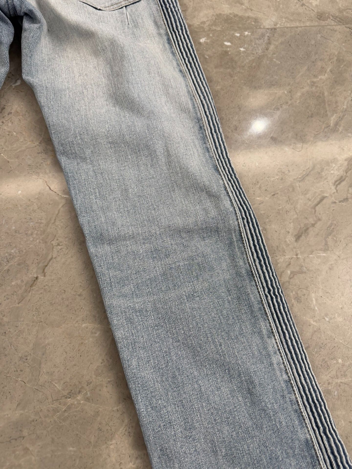 Balmain Balmain Straight Leg Jeans in Blue Size US 29 - 4 Thumbnail