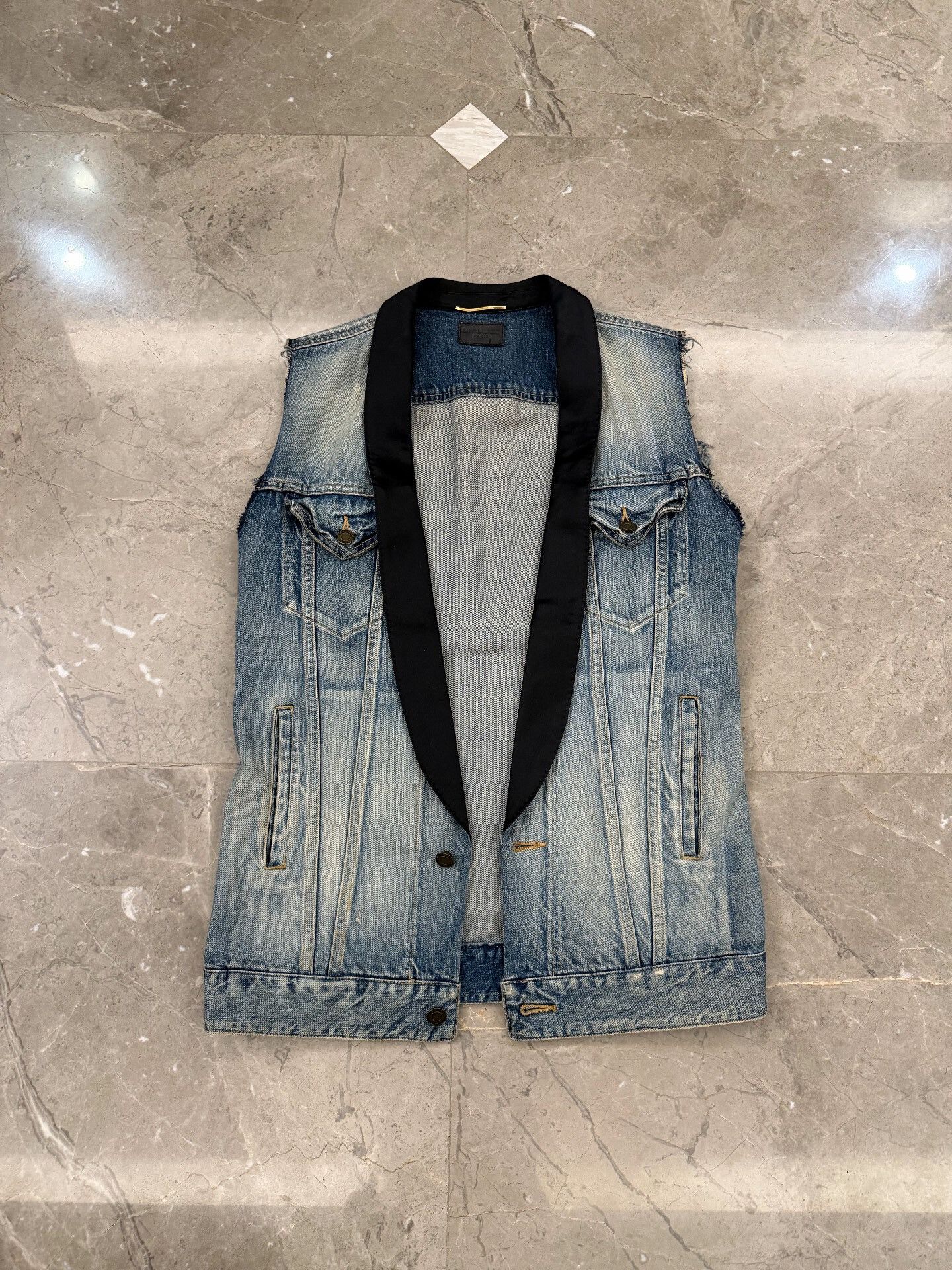 Saint Laurent Paris Saint Laurent Denim Vest with Silk Collar Size US XS / EU 42 / 0 - 5 Thumbnail