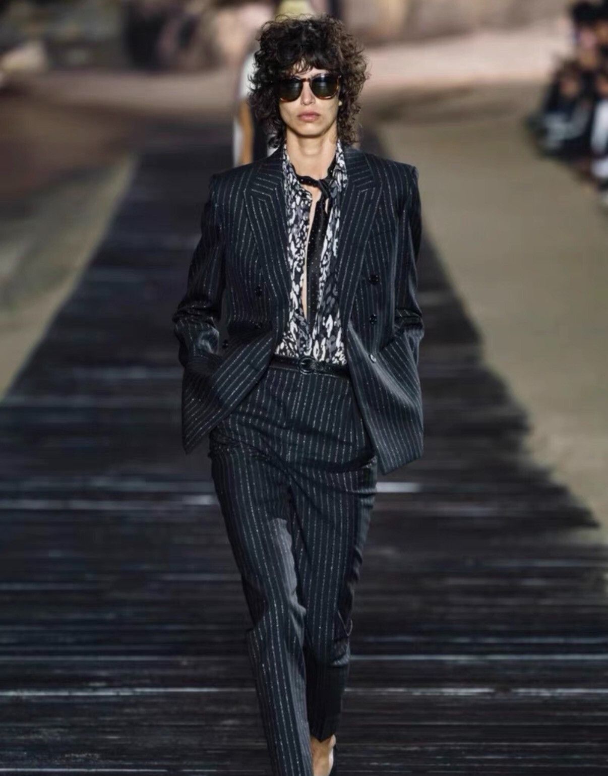 Saint Laurent Paris Saint Laurent Classic Silver Stripe Suit Size US S / EU 44-46 / 1 - 8 Thumbnail