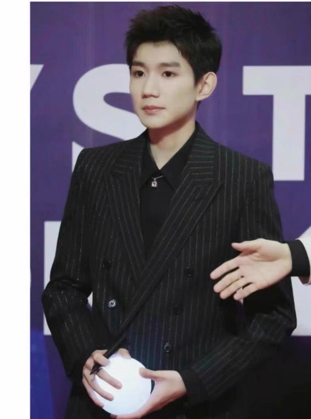 Saint Laurent Paris Saint Laurent Classic Silver Stripe Suit Size US S / EU 44-46 / 1 - 9 Thumbnail