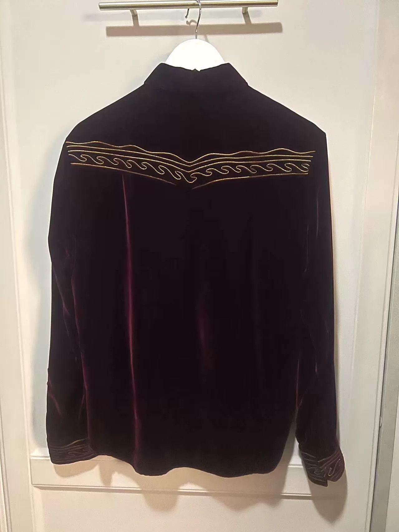 Saint Laurent Paris Saint Laurent Red Velvet Embroidered Shirt Size US M / EU 48-50 / 2 - 4 Thumbnail