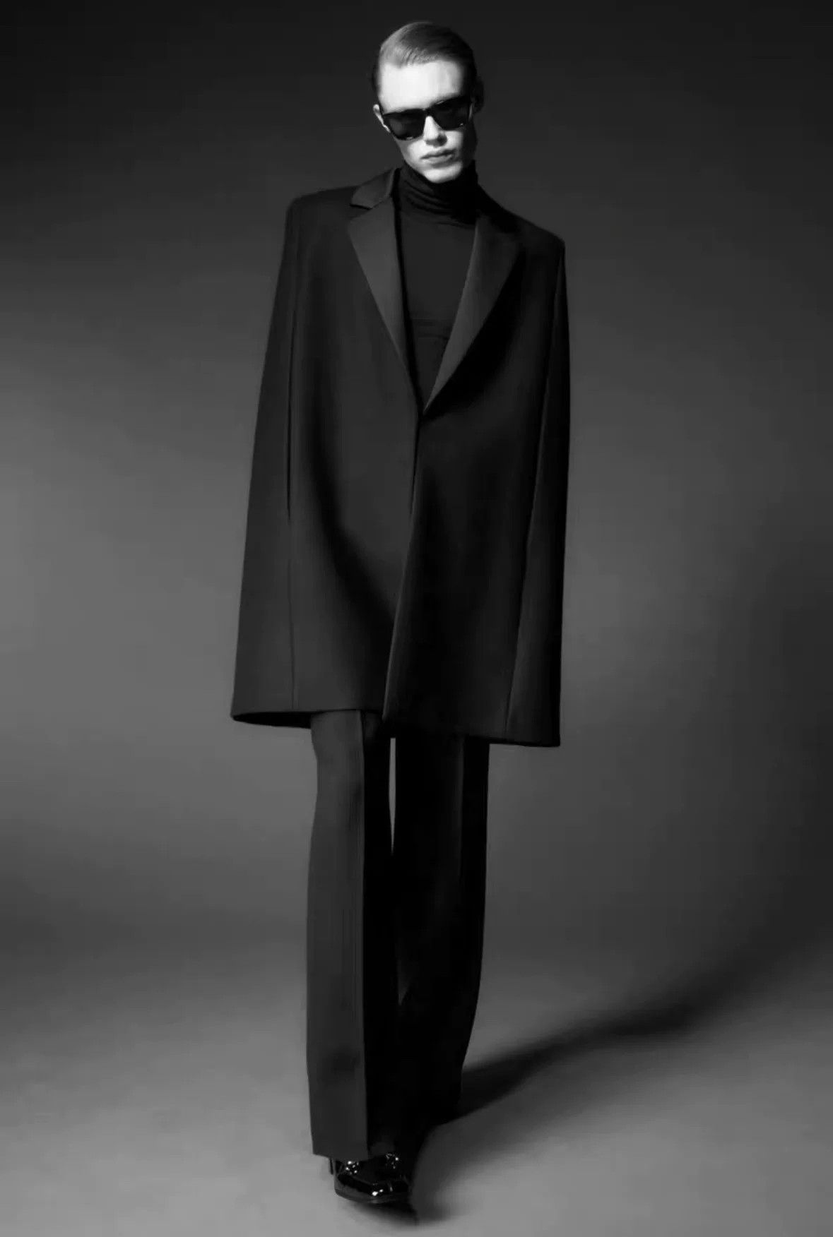 Saint Laurent Paris Saint Laurent Cape from 22FW Collection Size US S / EU 44-46 / 1 - 2 Thumbnail