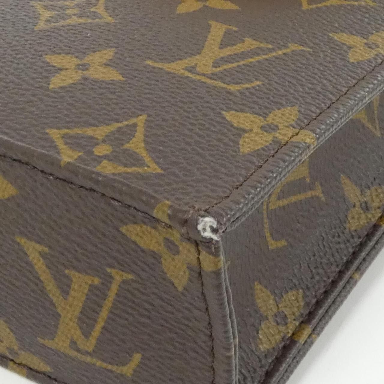 Louis Vuitton Louis Vuitton Louis Vuitton Petit Sac Plat Monogram Coated Canvas Bag Textile Crossbody Bag M81295 DUTY FREE for USA Size ONE SIZE - 2 Thumbnail