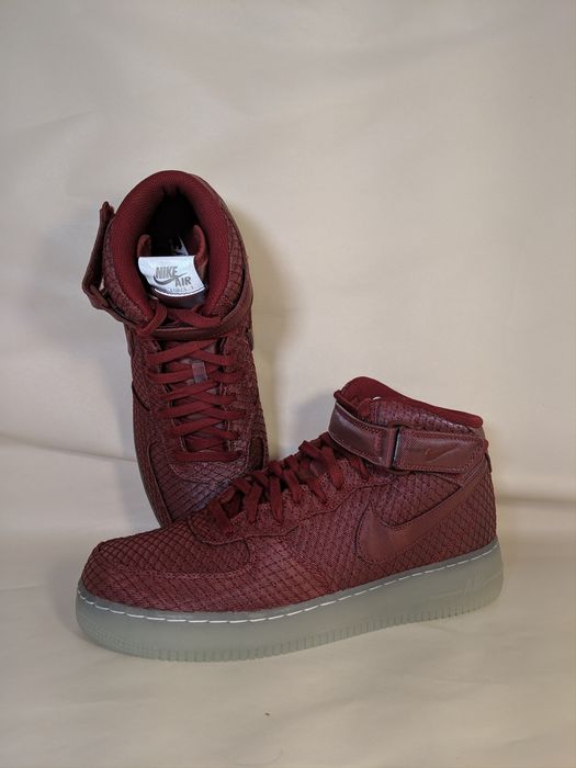 Nike air force 1 clearance 07 mid lv8 team red