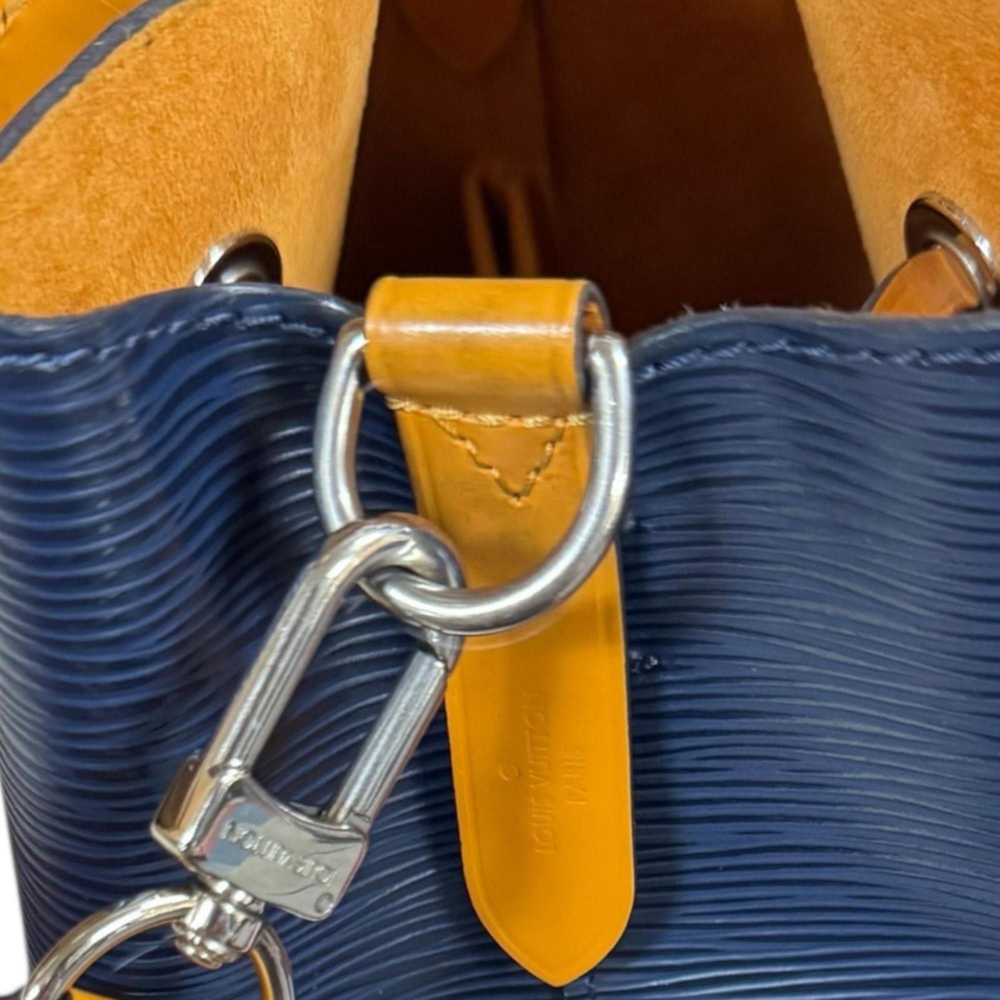 Louis Vuitton Pre-owned Louis Vuitton NeoNoe BB Epi Leather Shoulder Bag, M53610, Navy, Women's, 2-Way Size ONE SIZE - 11 Thumbnail