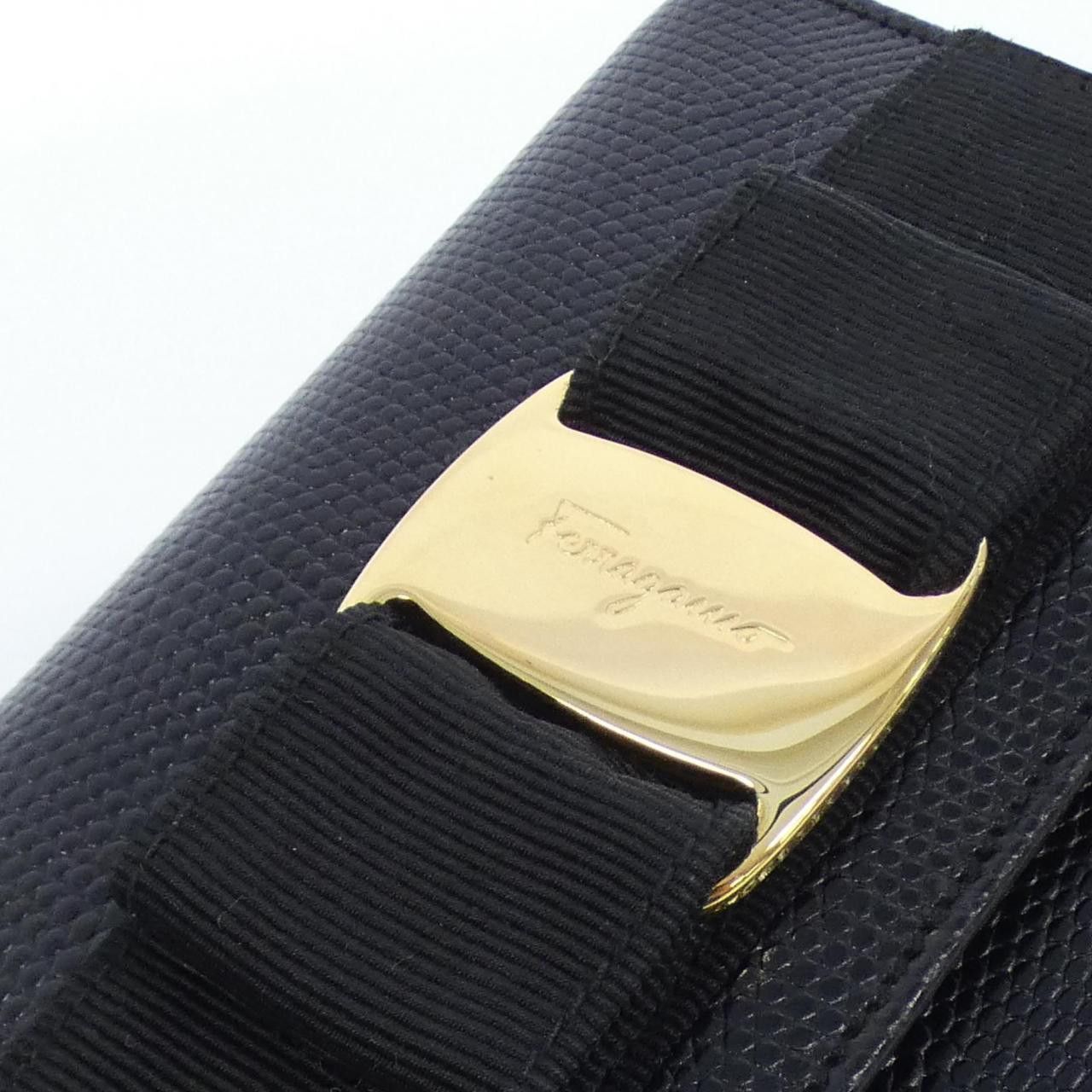 Salvatore Ferragamo Salvatore Ferragamo Salvatore Ferragamo Leather Shoulder Bag Leather Shoulder Bag 21 3202 DUTY FREE for USA Size ONE SIZE - 7 Thumbnail