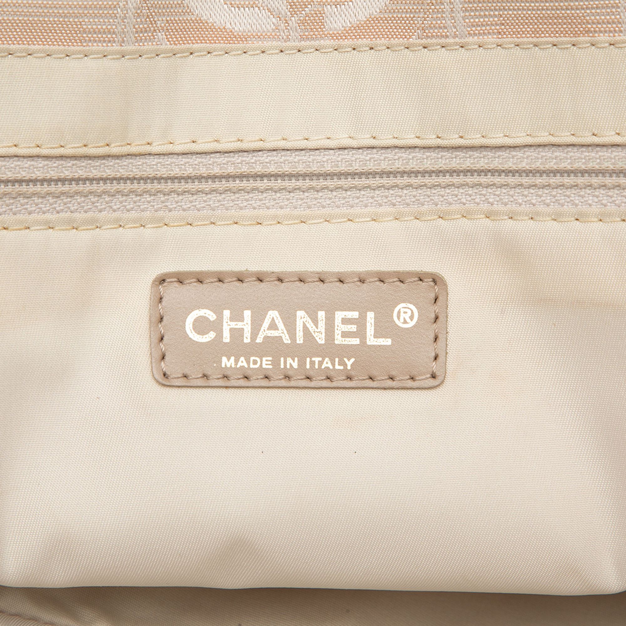 Chanel Chanel New Travel Line Nylon Tote Size ONE SIZE - 5 Thumbnail