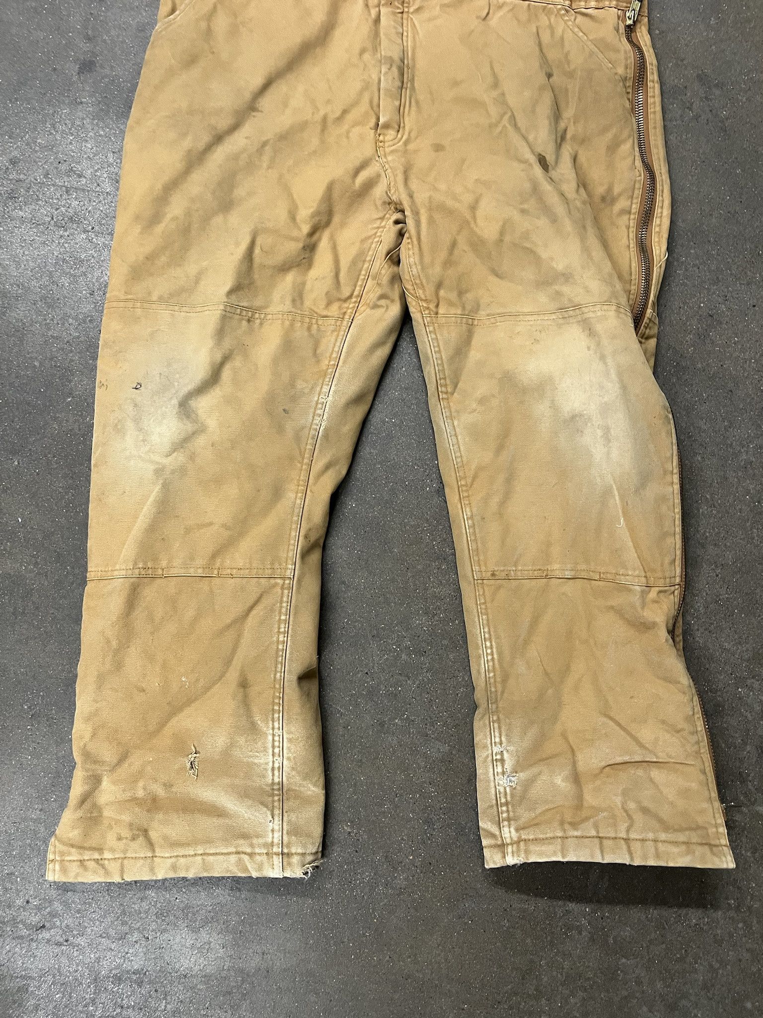 Carhartt × Vintage Vintage 1990s Quilted Canvas Heavy Duty Overalls Size Large Size US L / EU 52-54 / 3 - 3 Thumbnail